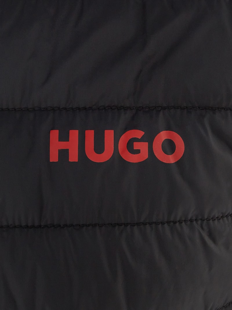 Steppjacke mit Label-Schriftzug in schwarz