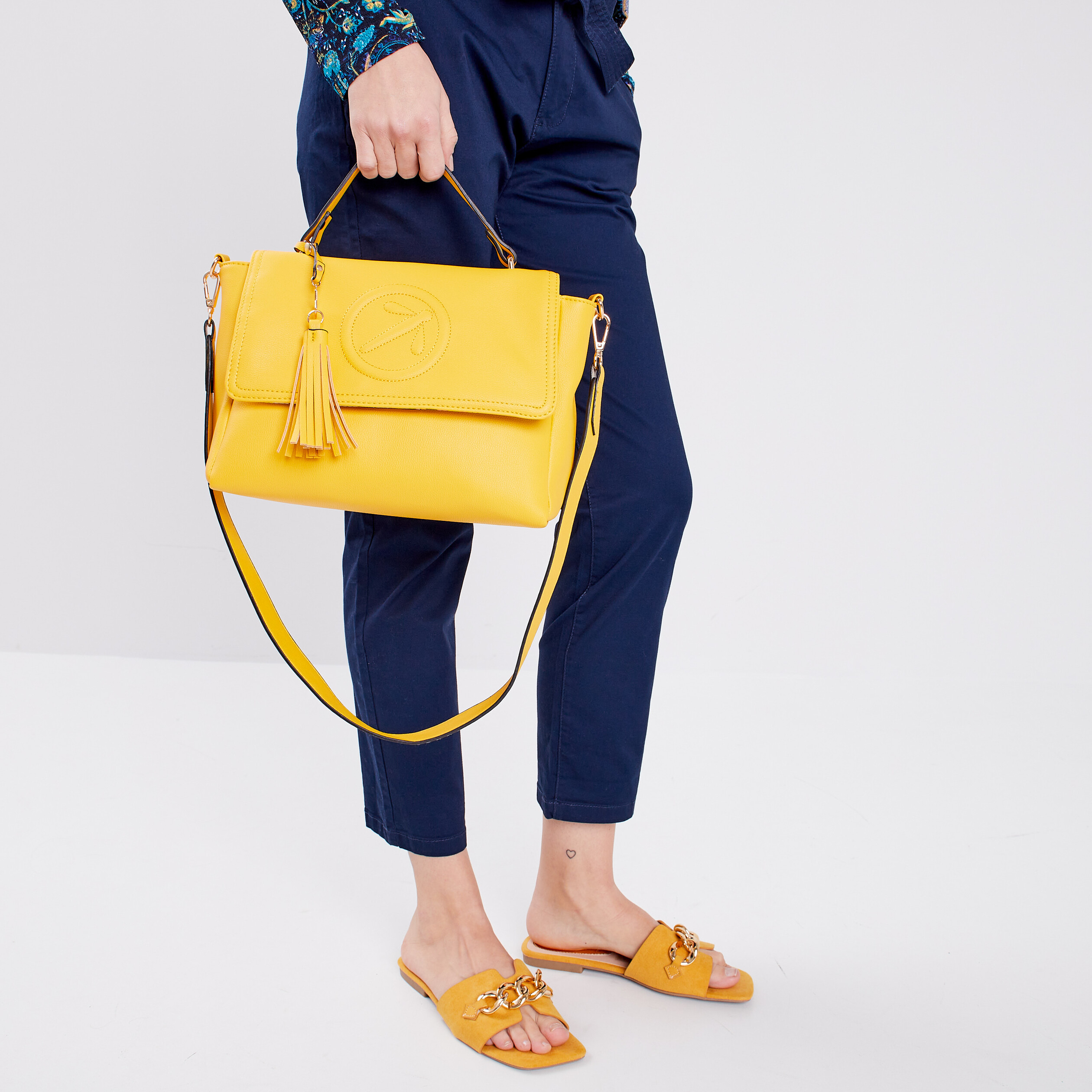 Sac besace avec pampille jaune femme | La Halle