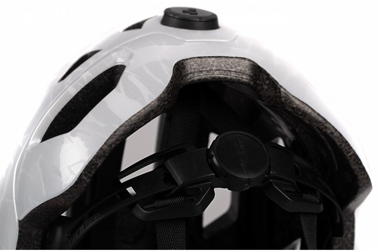 Cube Helm STEEP