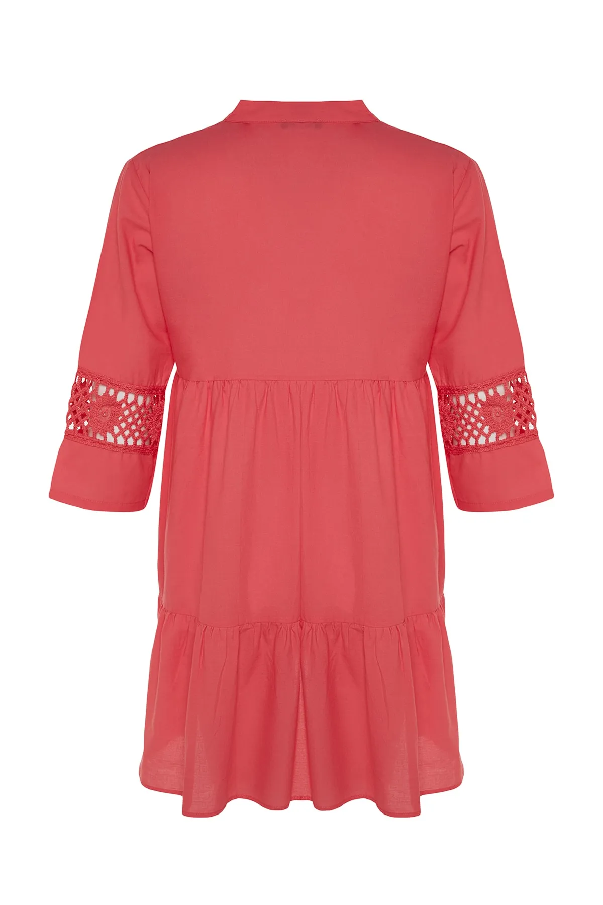 Trendyol Collection  Korallenrotes Mini-Strandkleid aus gewebter Spitze aus 100 % Baumwolle TBESS20EL0854