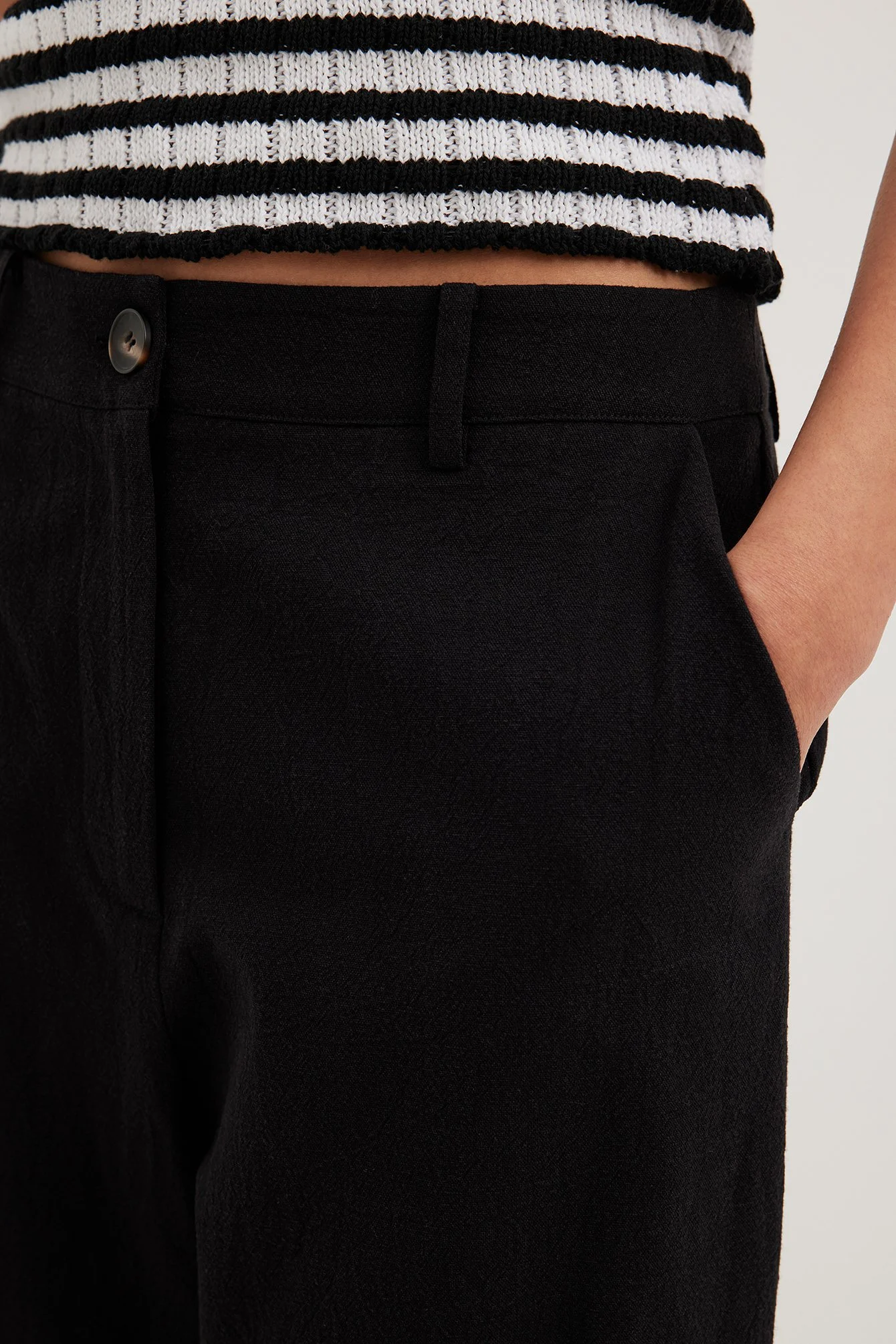 Hochtaillierte Cropped-Hose aus Leinenmischung