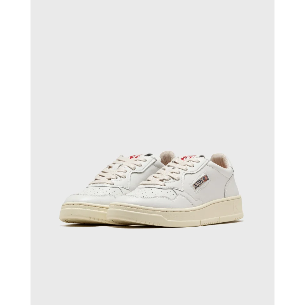 Autry Medalist W WMNS LOW AULWLI01 / weiss