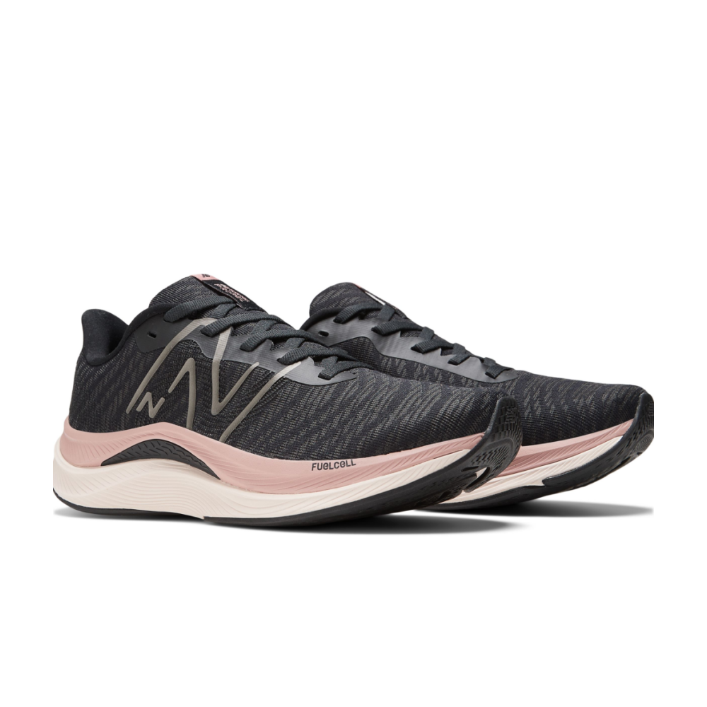 New Balance FuelCell Propel v4 WFCPRCK4 / schwarz