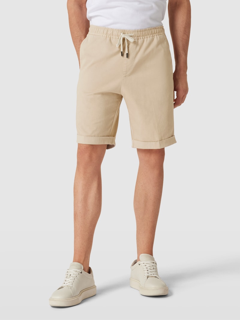 Shorts mit seitlichen Eingrifftaschen in schlamm
