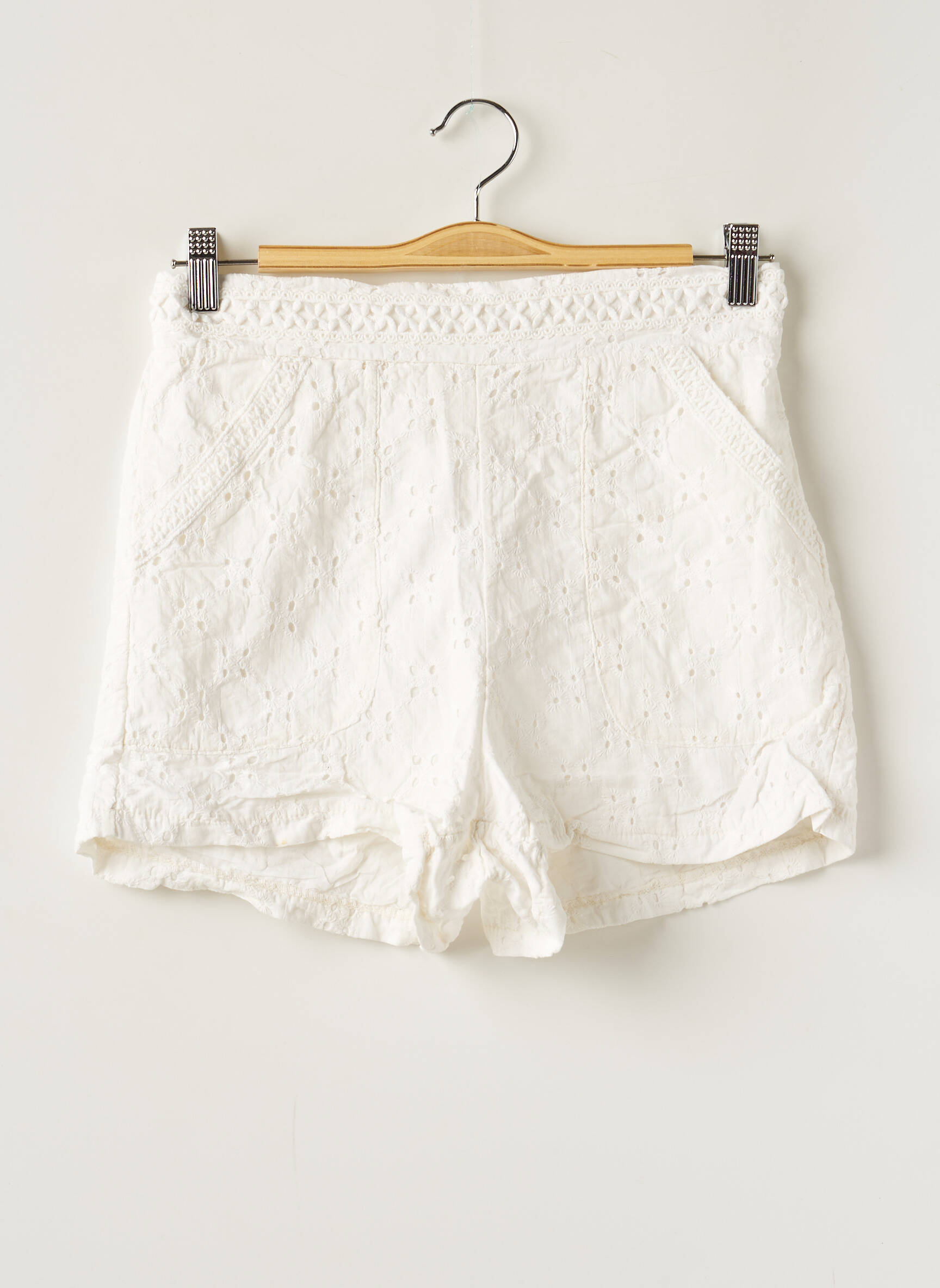 Sans Marque Shorts 1 Femme couleur blanc