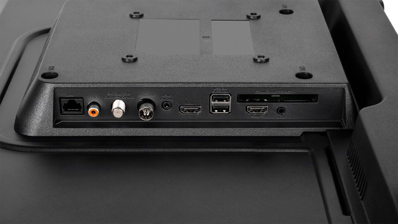 Krüger & Matz KM0232-S6 32 Zoll HD-ready WLAN Smart TV DVB-T2/S/C USB EEK: E