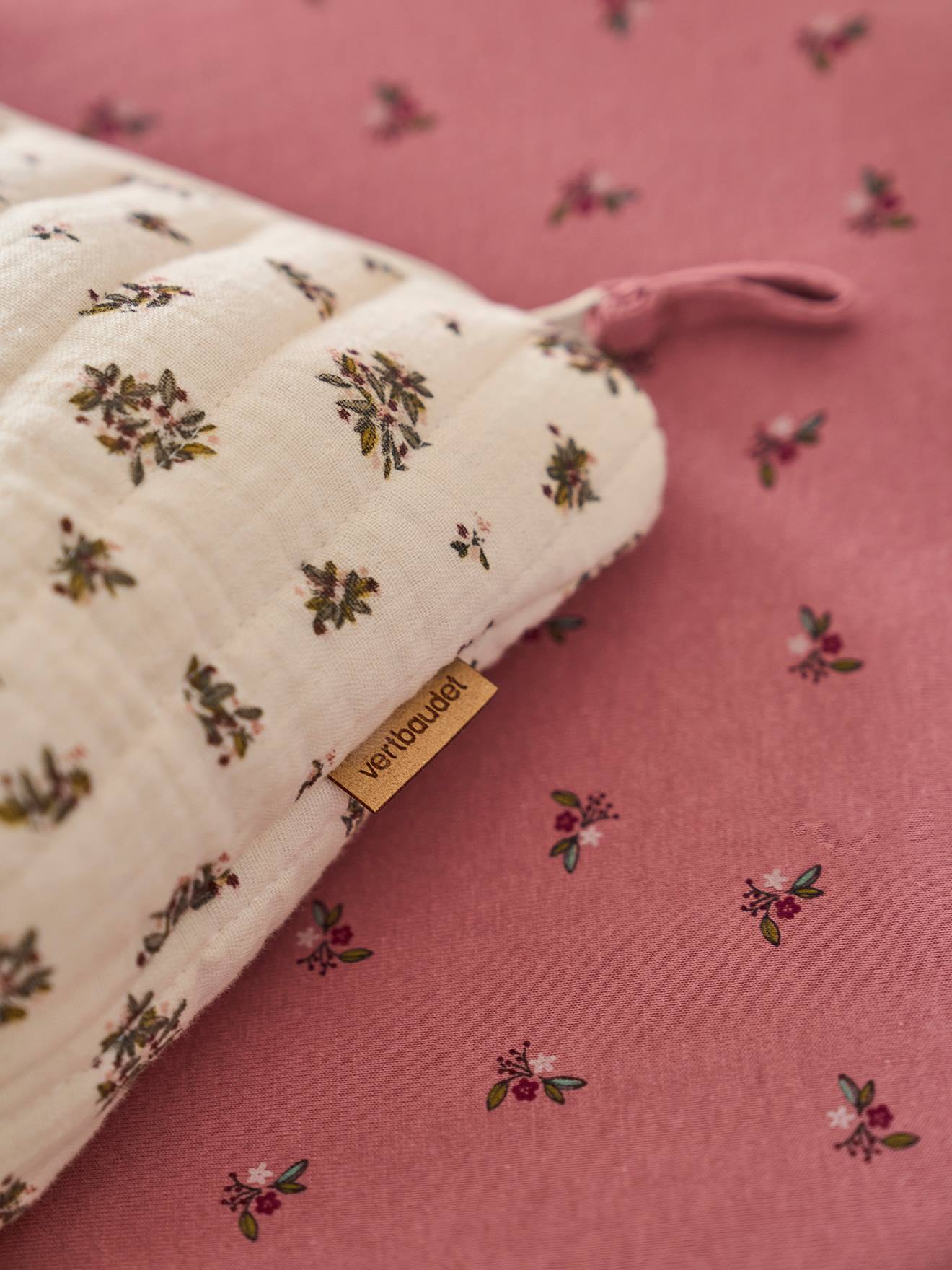 Trousse de toilette enfant en gaze de coton imprimé fleurs grenier