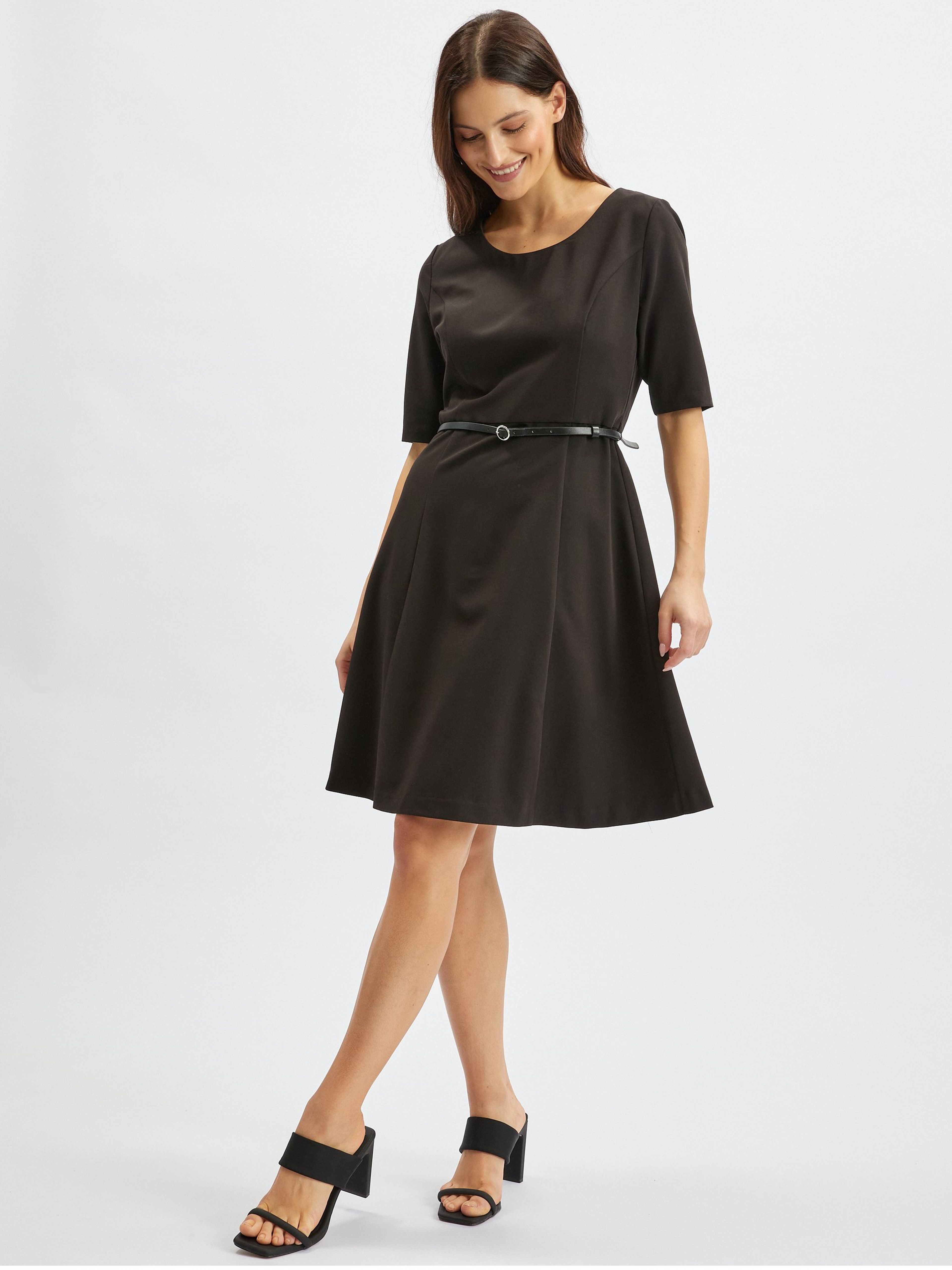 Schwarzes Damenkleid ORSAY