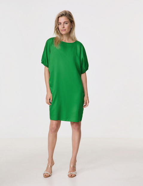 Locker geschnittenes Kleid mit Taschen