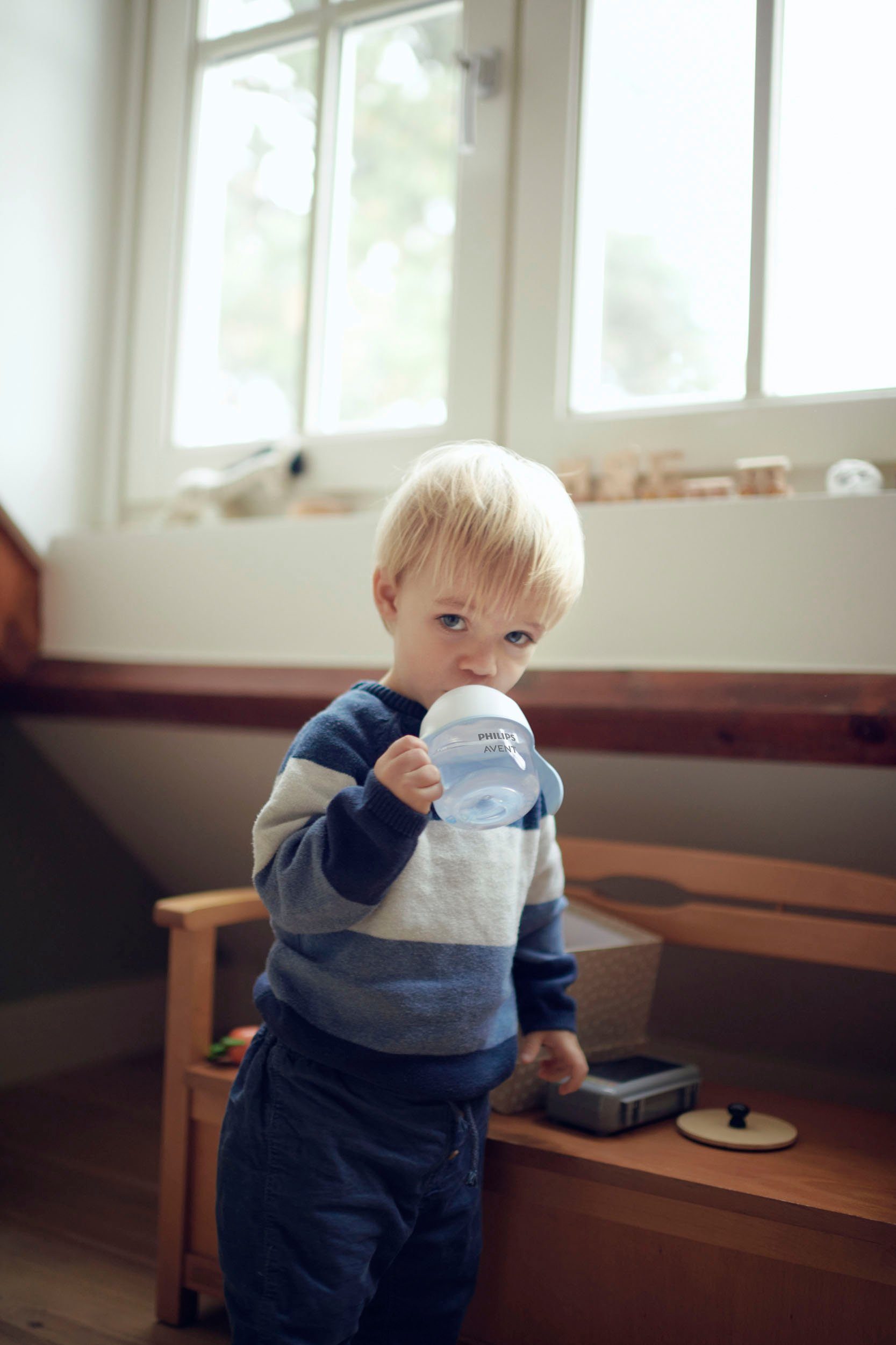 Philips AVENT Babyflasche Natural Response SCF263/61, mit Lerngriffen, 125 ml, ab dem 6. Monat