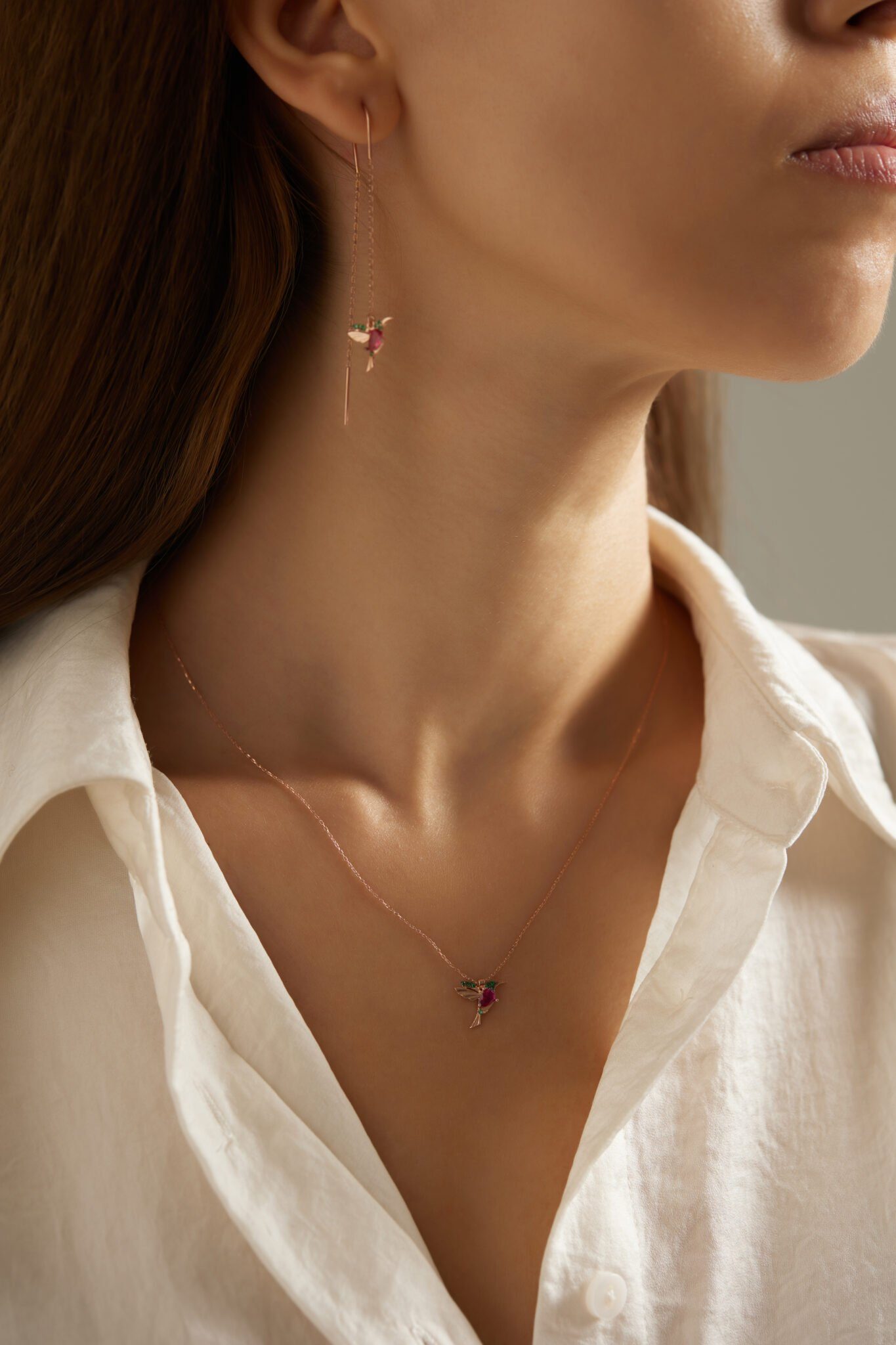 Einzelstück Kette mit Anhänger Einzelstück Kolibri Kette aus 925 Sterling Silber, rosé vergoldet, mit funkelnden Steinen