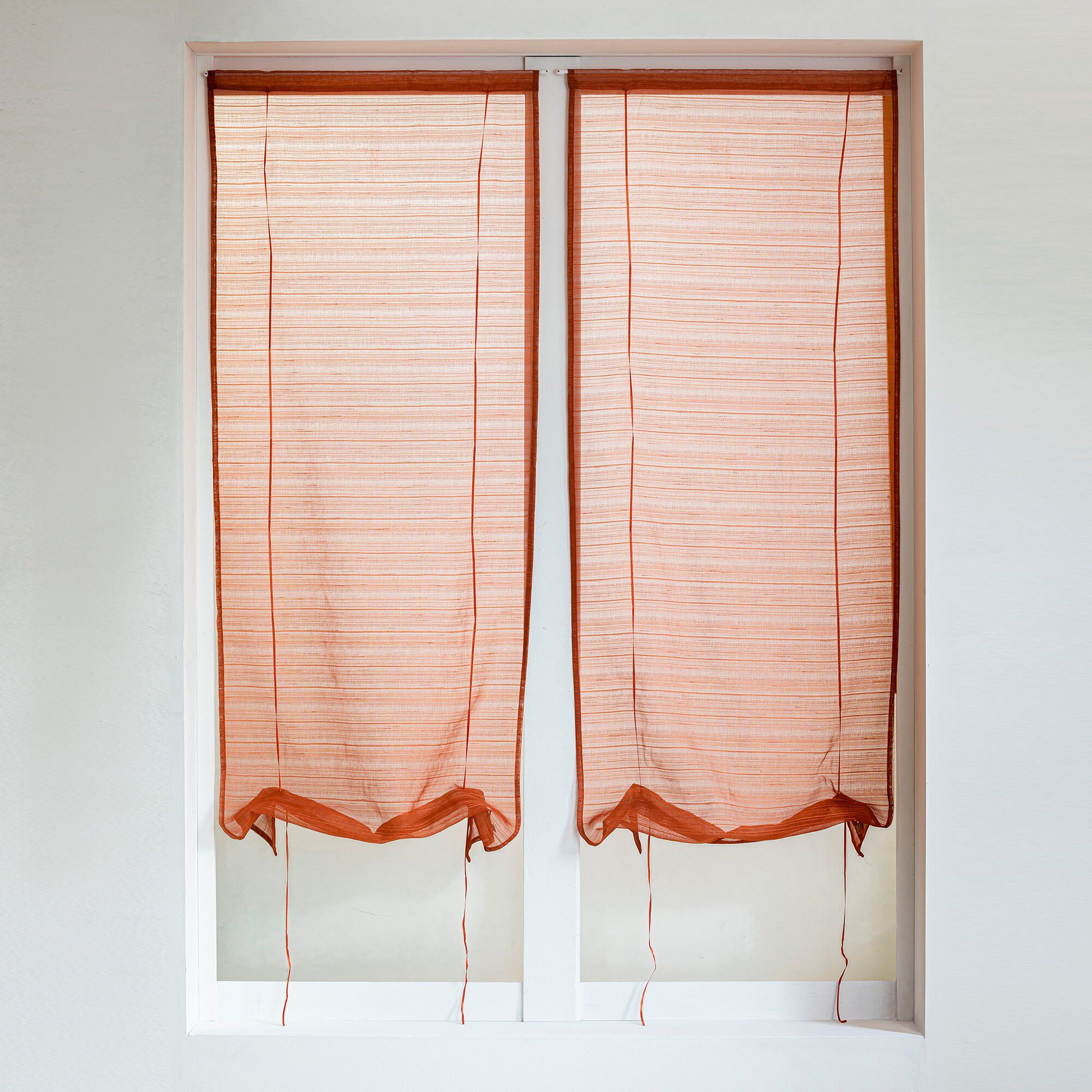 Vitrage voile fines rayures