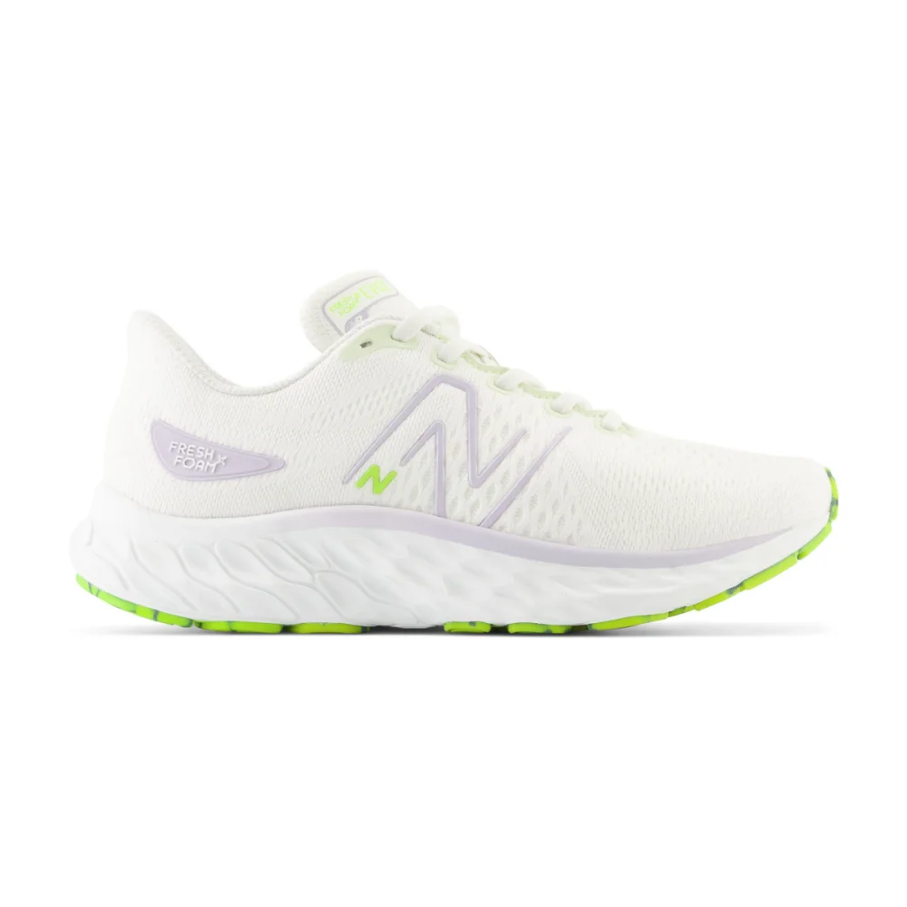 New Balance Fresh Foam X Evoz V3 WEVOZCS3B / weiss