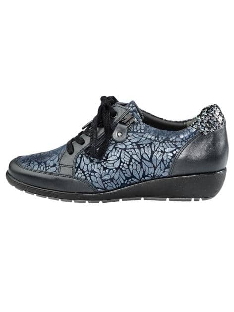 Schnürschuh