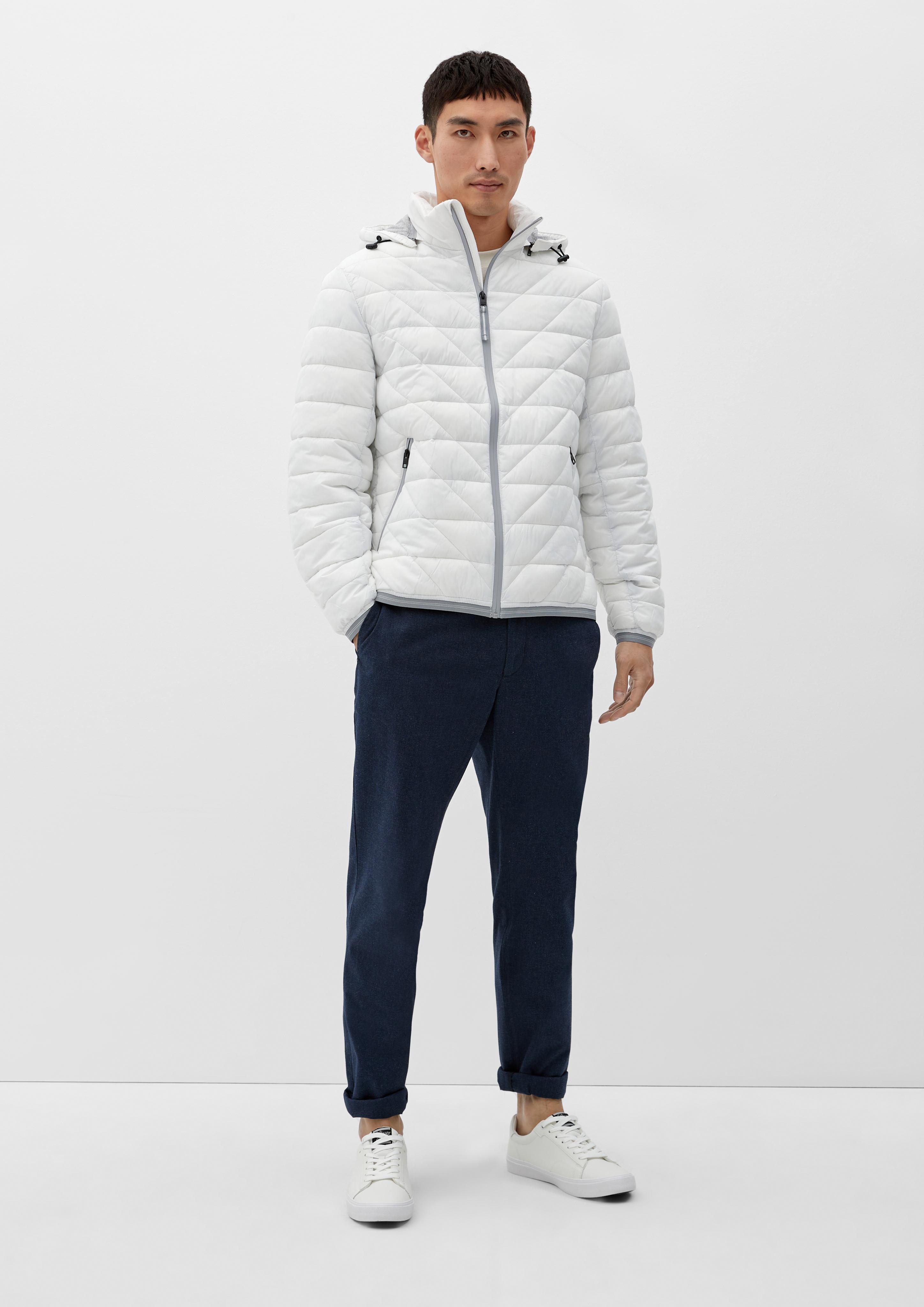 Leichte Steppjacke mit gefütterter Kapuze  2125983-0120