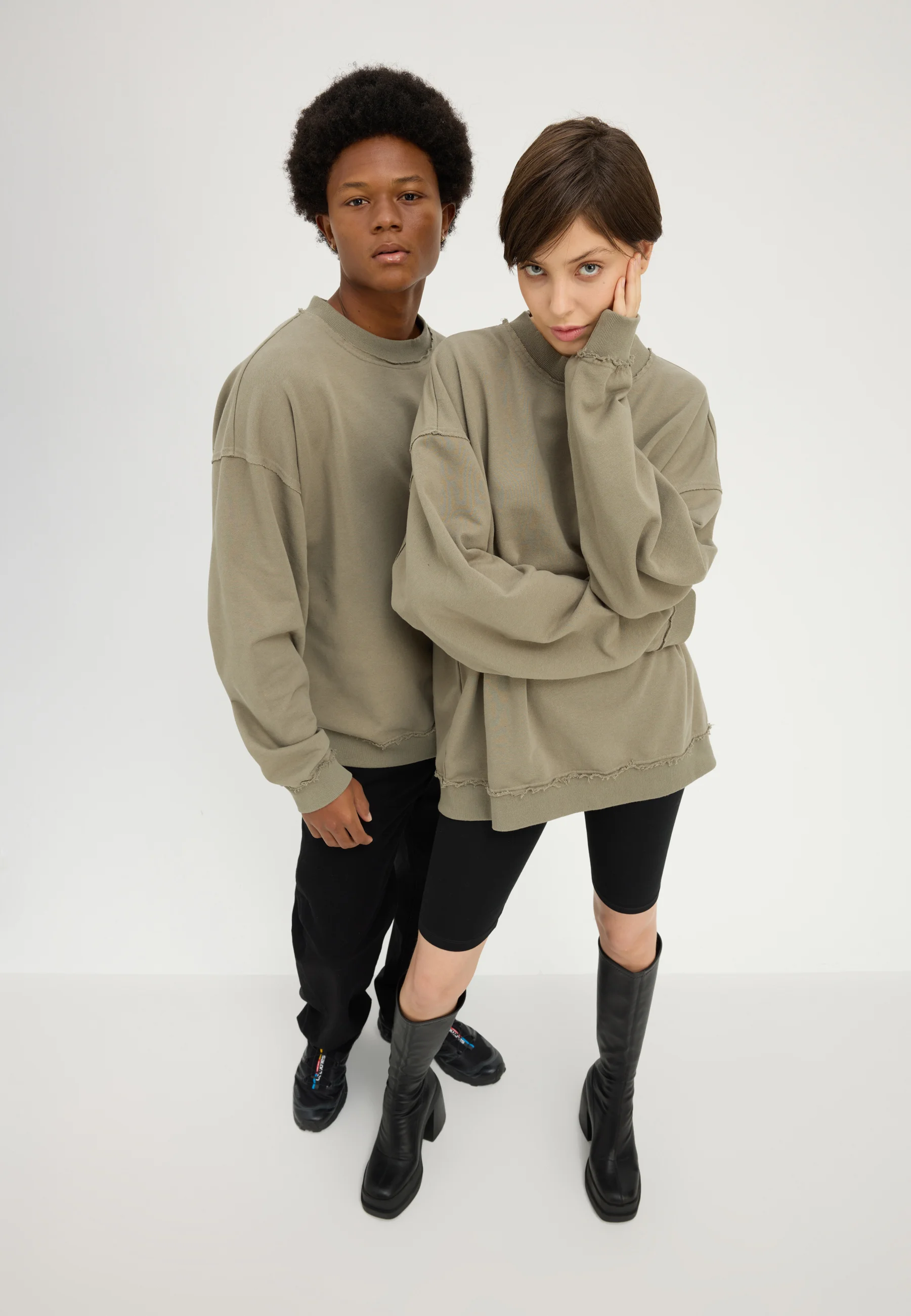 YOURTURN UNISEX - Sudadera