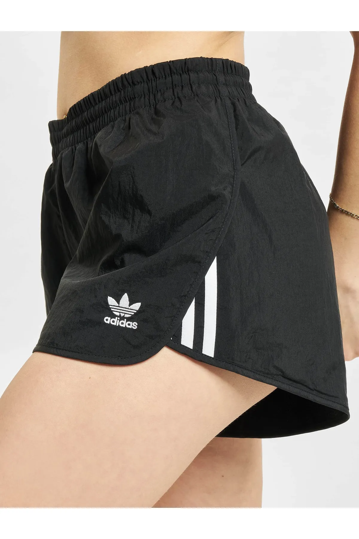 adidas  Shorts - Schwarz - Mittlerer Bund