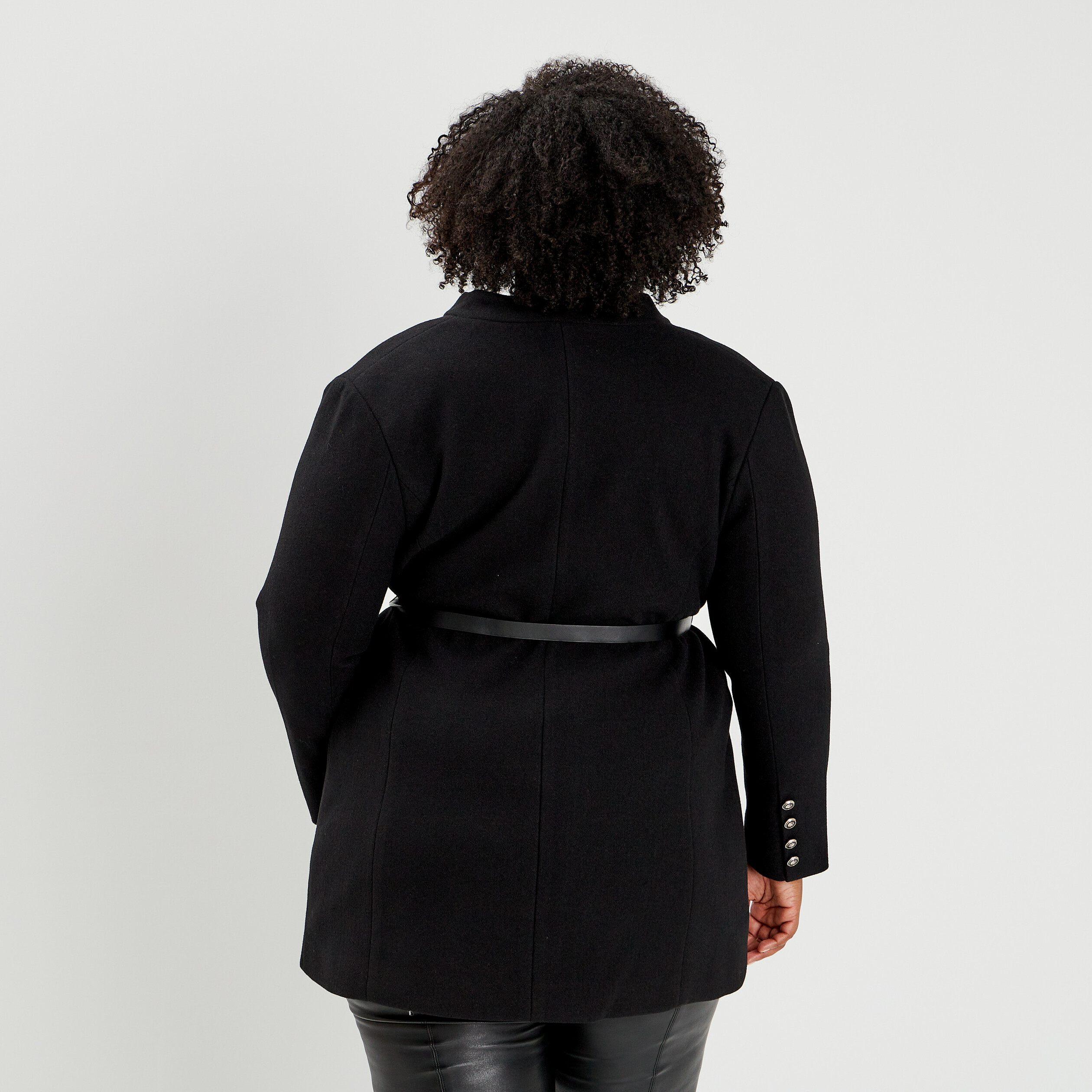 Manteau esprit officier droit ceinturé noir femme grande taille | La Halle