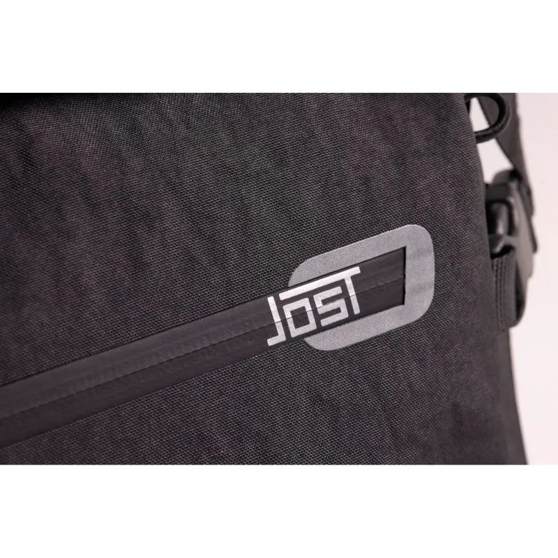Jost LILLEHAMMER Messenger Bag - schwarz