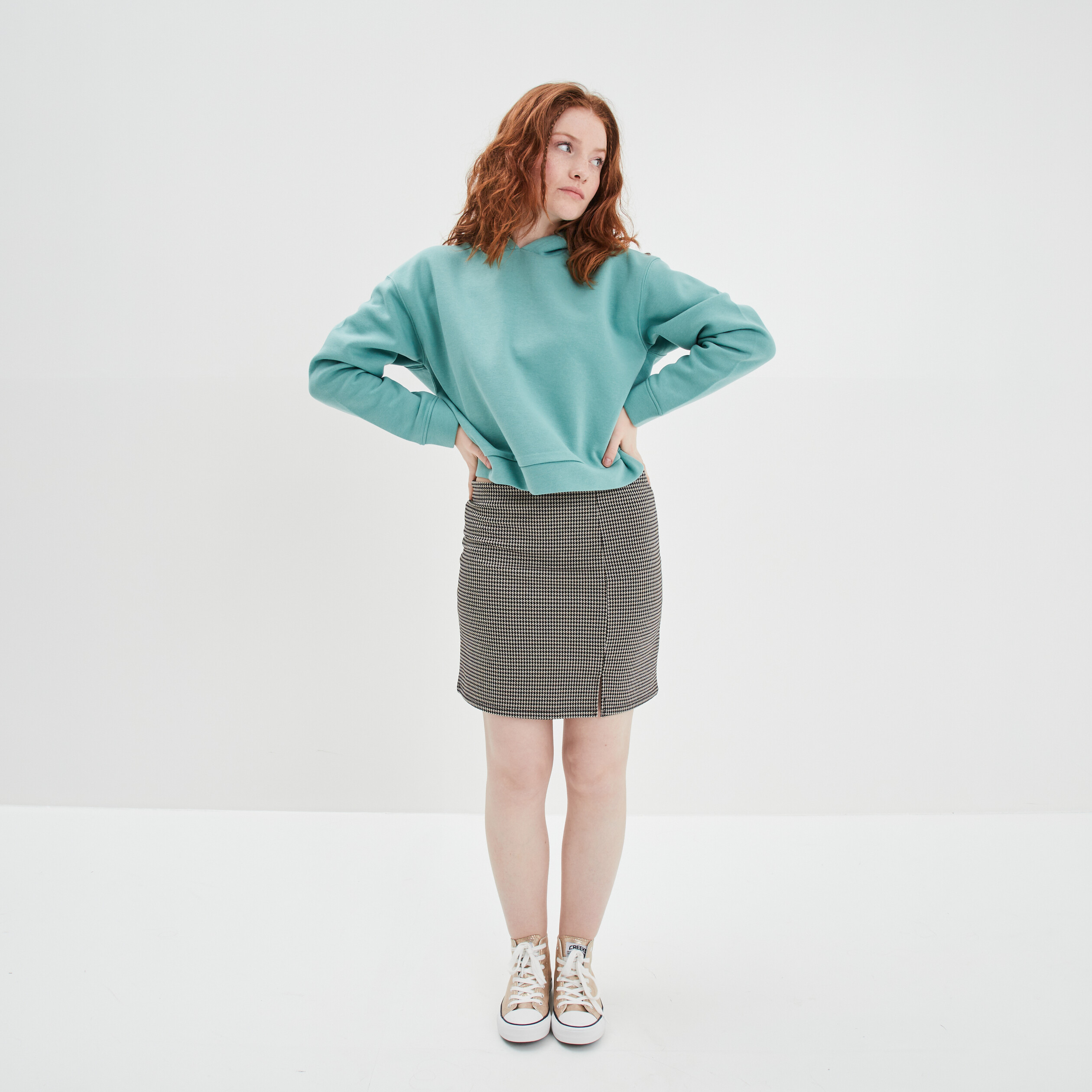 Sweat cropped à capuche hoodie vert femme | La Halle