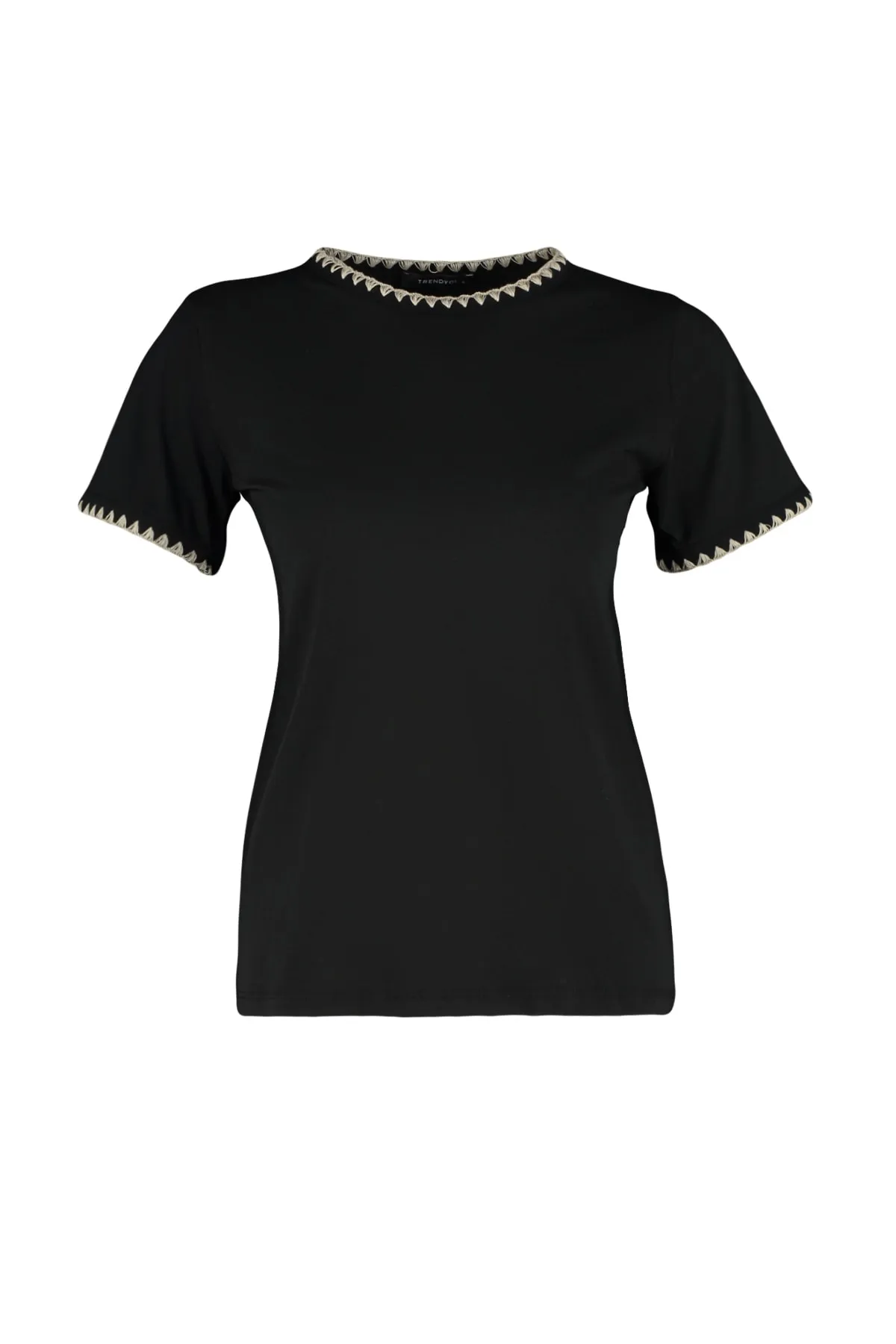 Trendyol Collection  Schwarzes Basic-Strick-T-Shirt aus 100 % Baumwolle mit Rundhalsausschnitt und Kontrastnähten TWOSS19AD0085