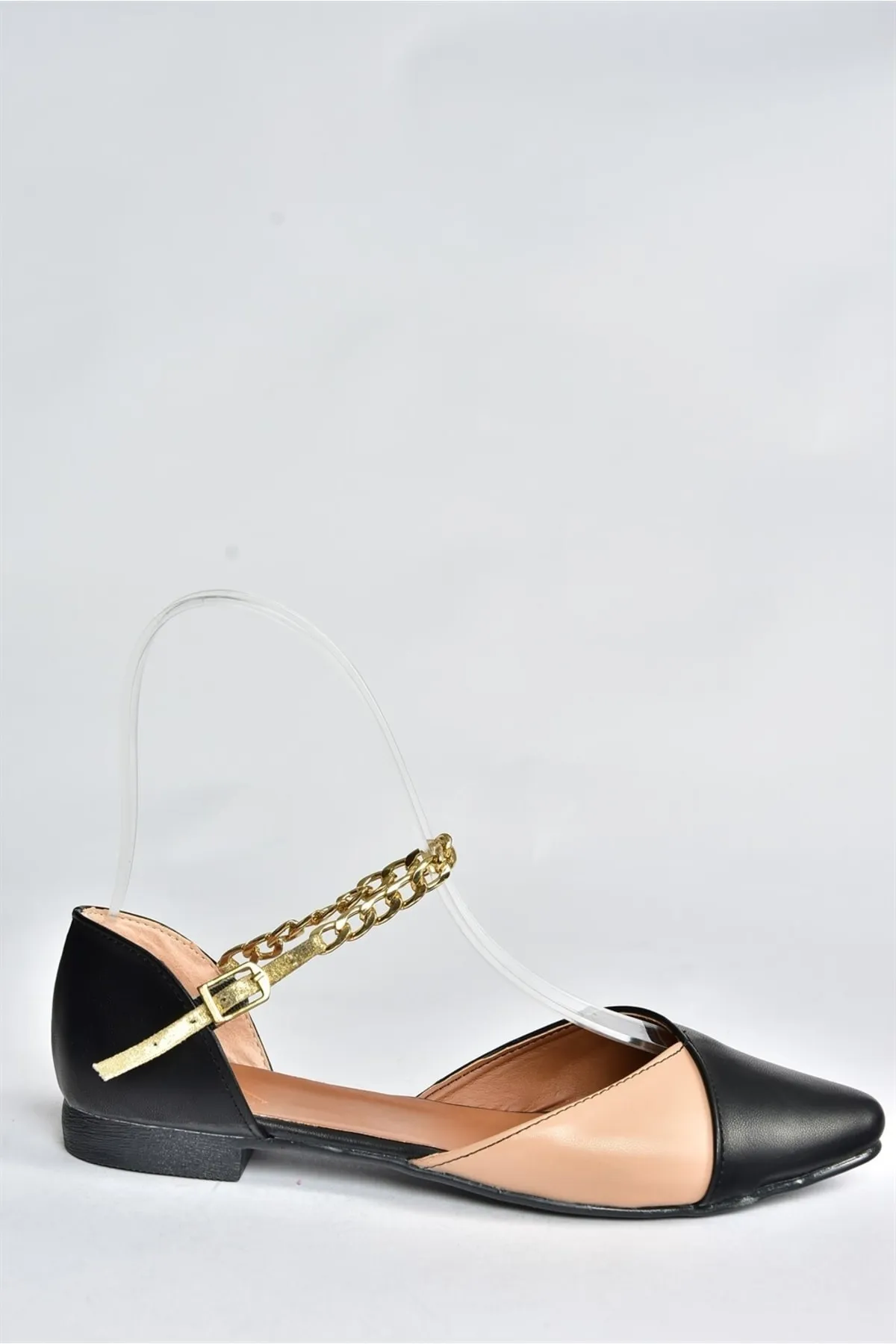 Fox Shoes  Schwarz/braune Damen-Ballerinas mit Kettendetails P726054509