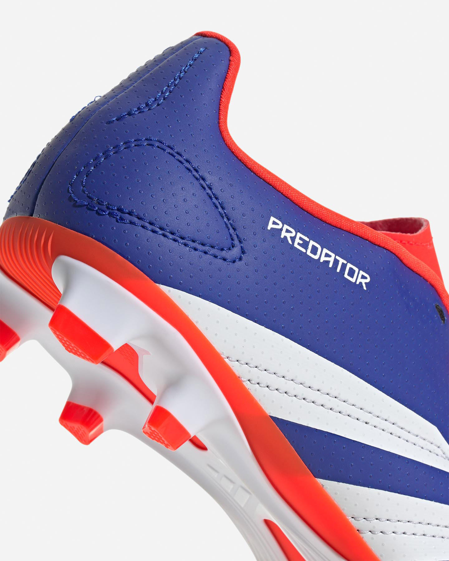 Buty piłkarskie Adidas Predator Club Fxg Jr IF6424