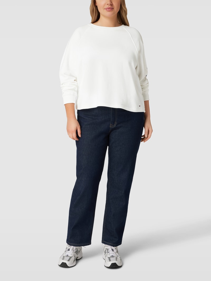 PLUS SIZE Sweatshirt mit Label-Details in ecru