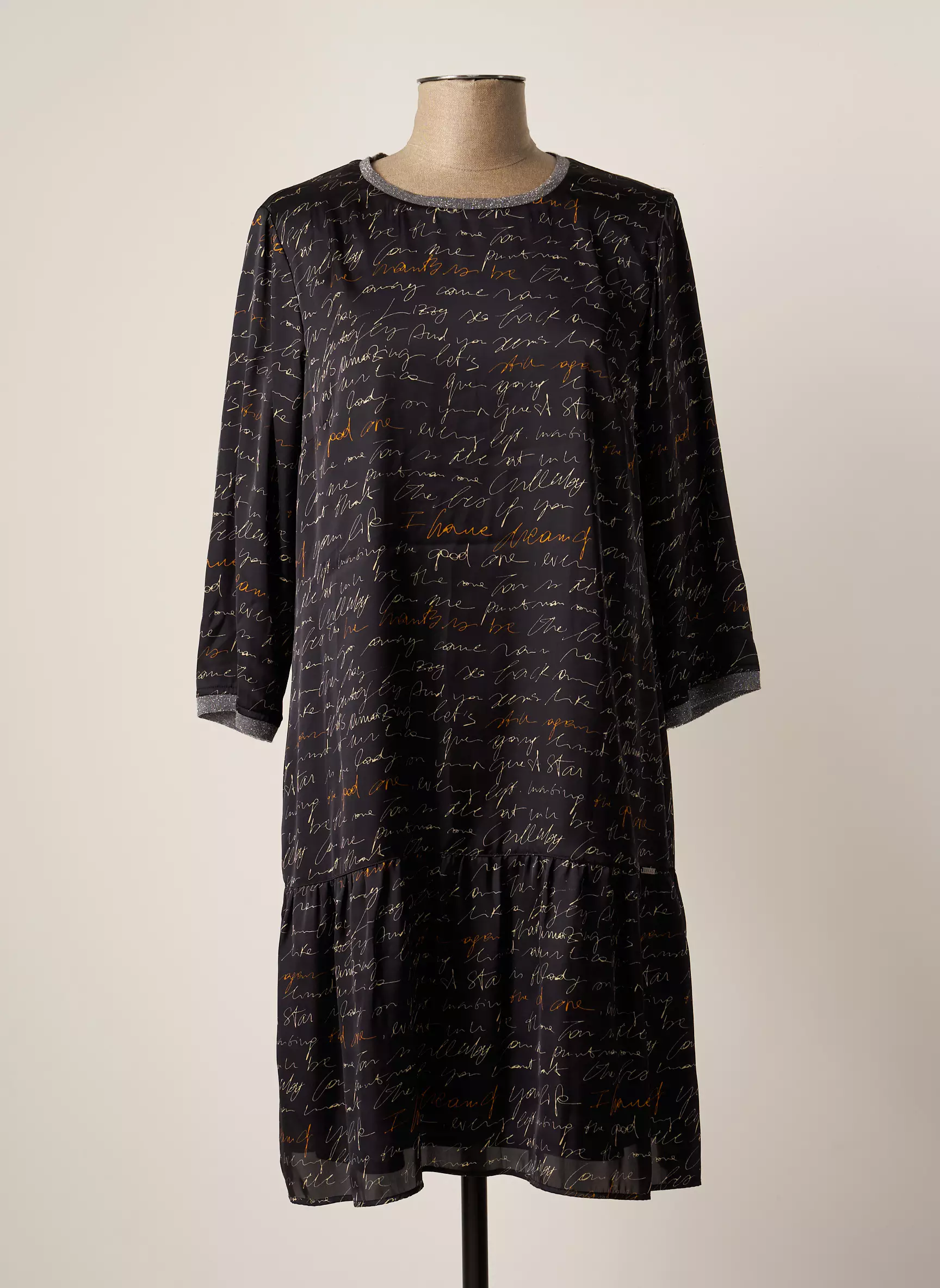Divas Robes Mi Longues Femme couleur noir