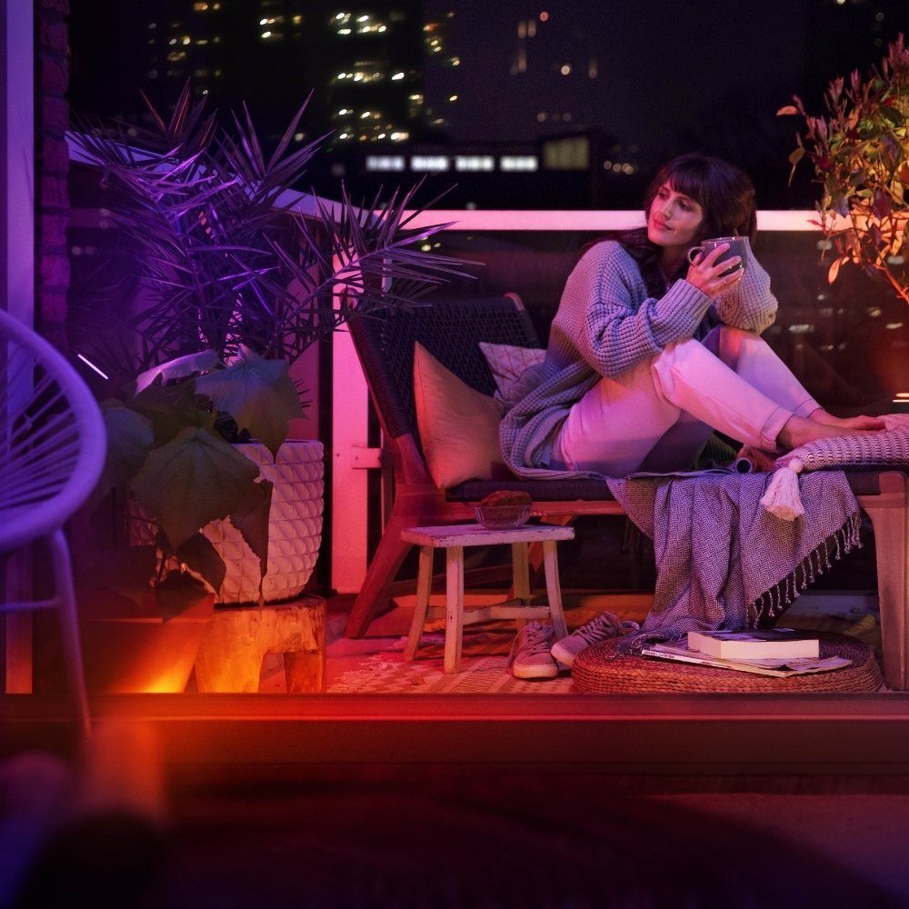 Philips Hue Gartenleuchte Bluetooth White & Color Ambiance Outdoor Lightstrip 5m, keine Angabe, Leuchtmittel enthalten: Ja, fest verbaut, LED, warmweiss, LED Streifen