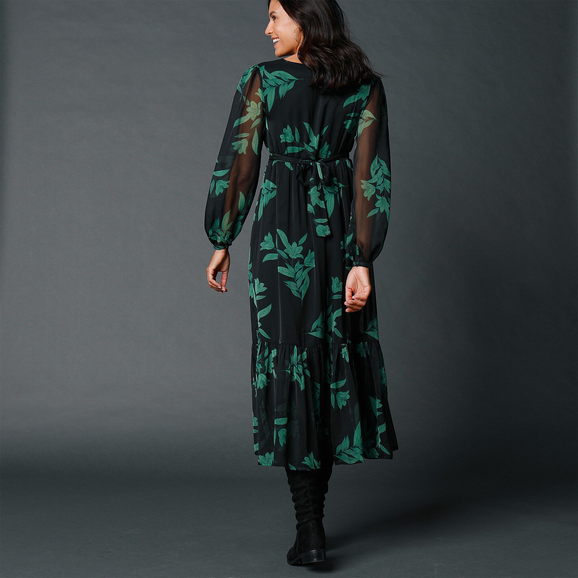 Robe longue volant, voile imprimé