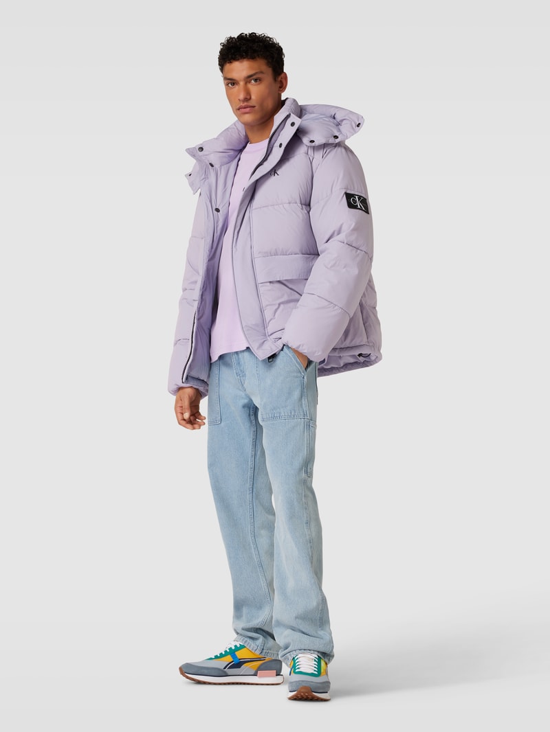 Relaxed Fit Steppjacke mit Label-Print in lavendel
