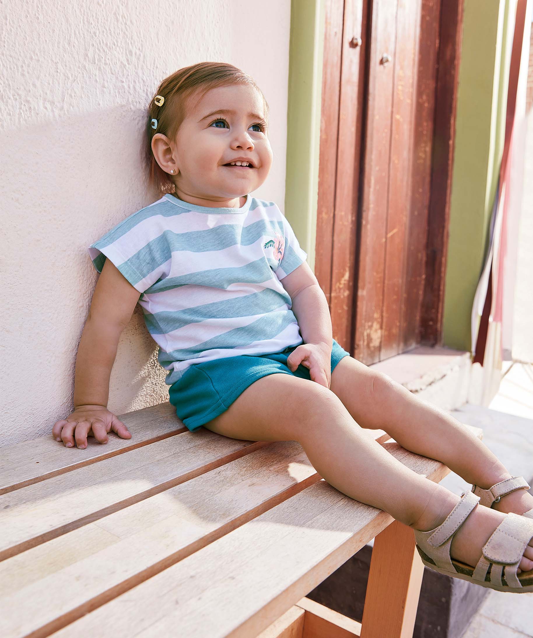 Tee-shirt bébé fille à rayures avec bas élastique vert clair | GEMO