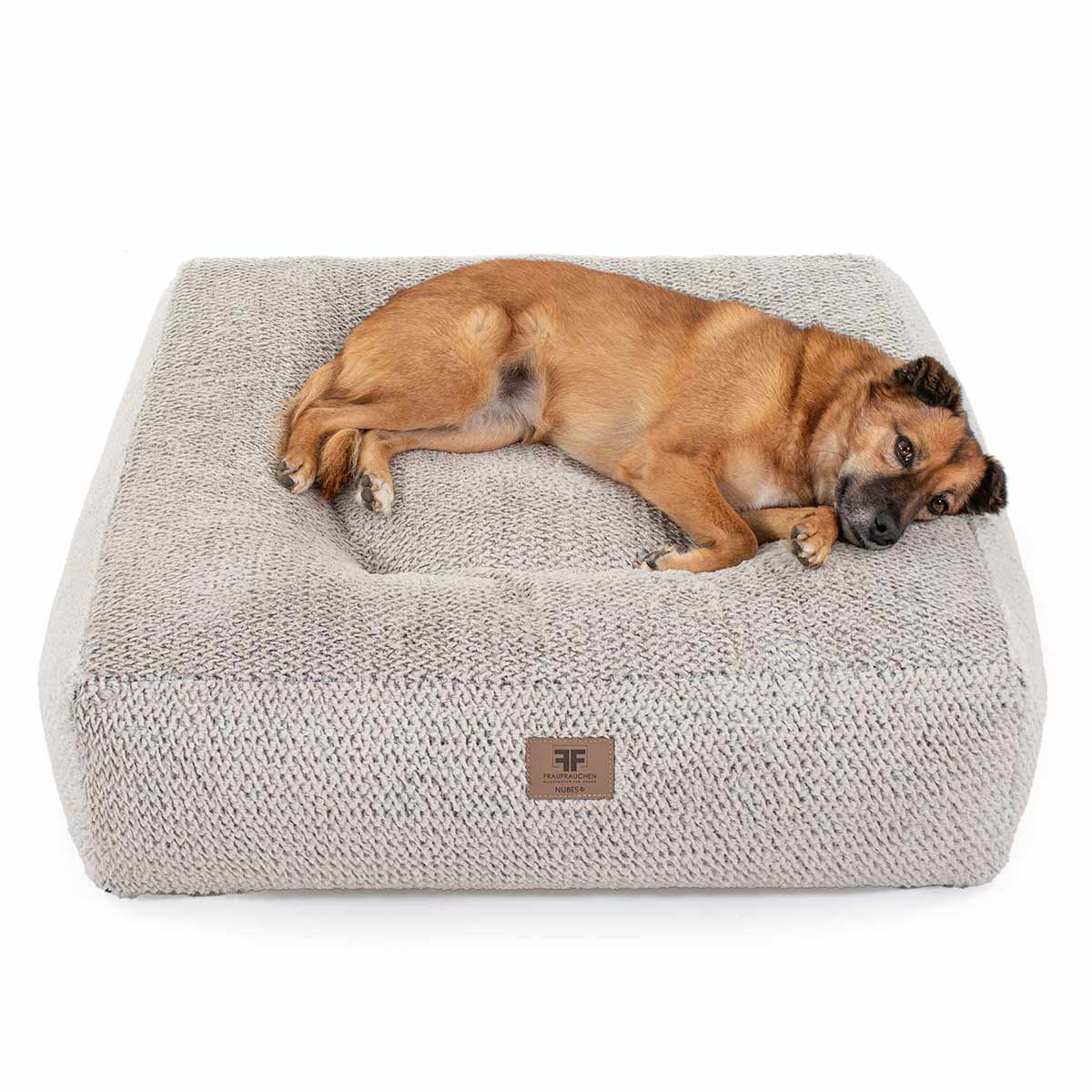 Frau Frauchen Hundebett Nubes Dots günstig kaufen bei ZooRoyal
