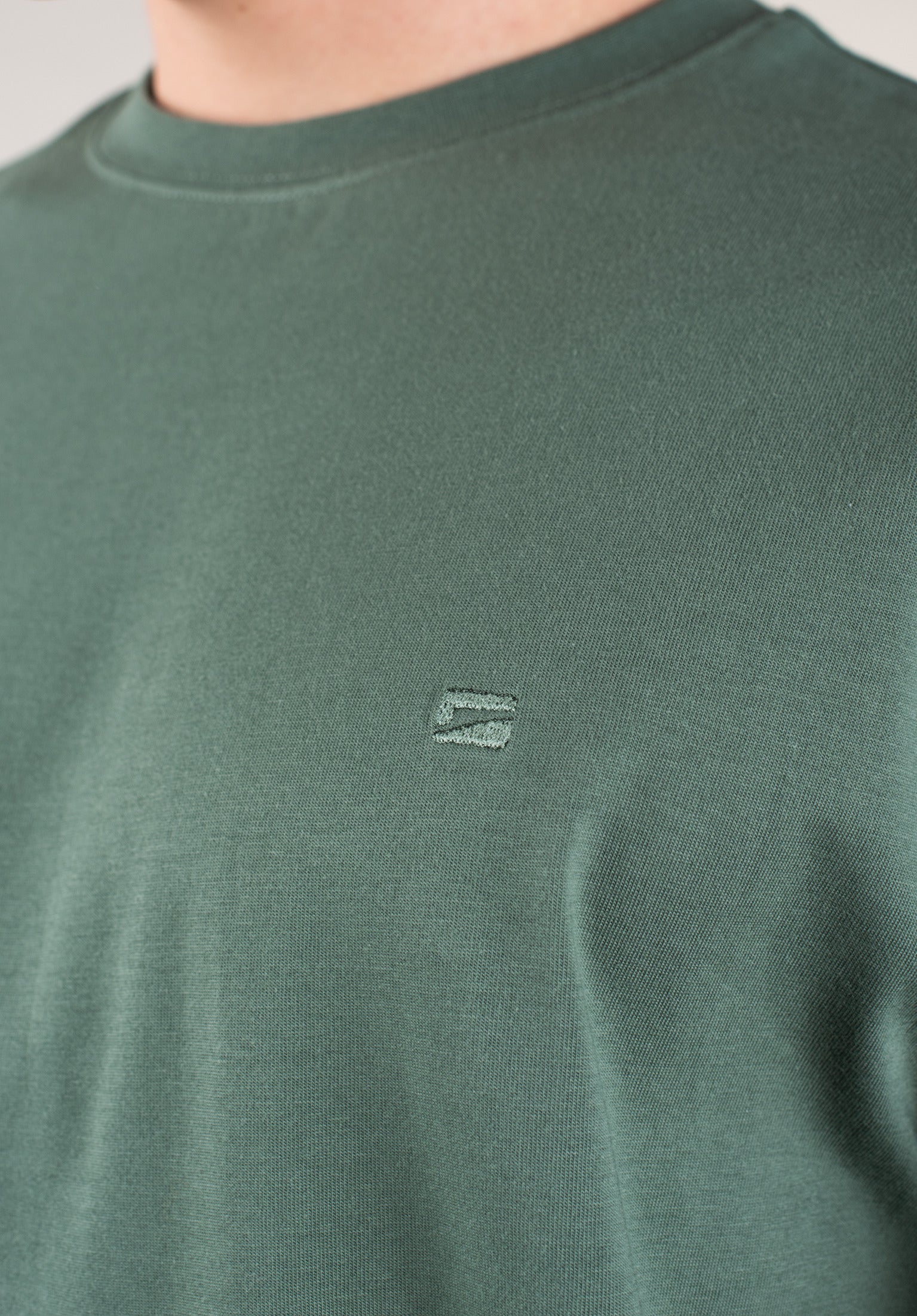 Easy Tee