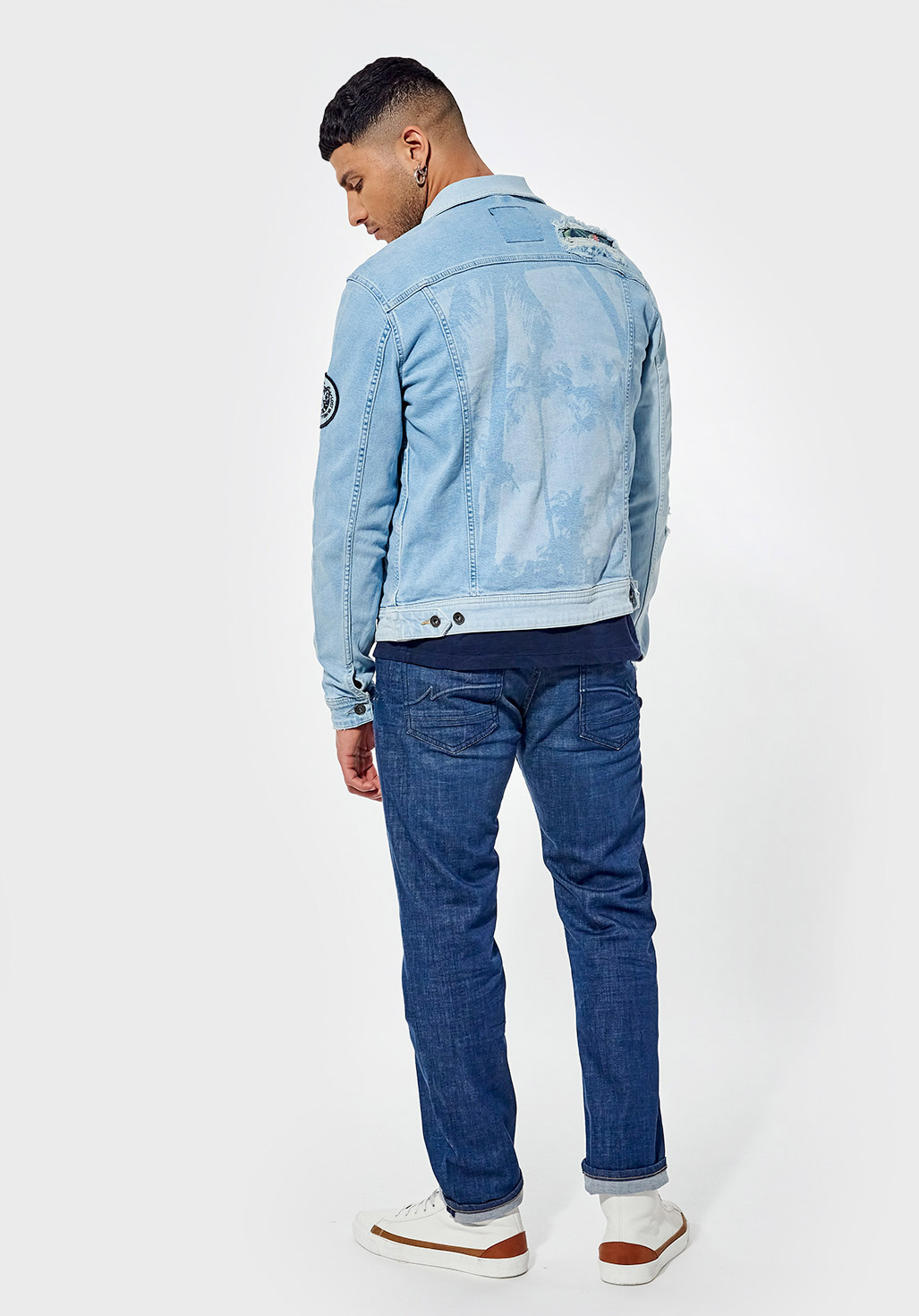 ARWAR  Veste en jean régular bleu clair Homme fantaisie