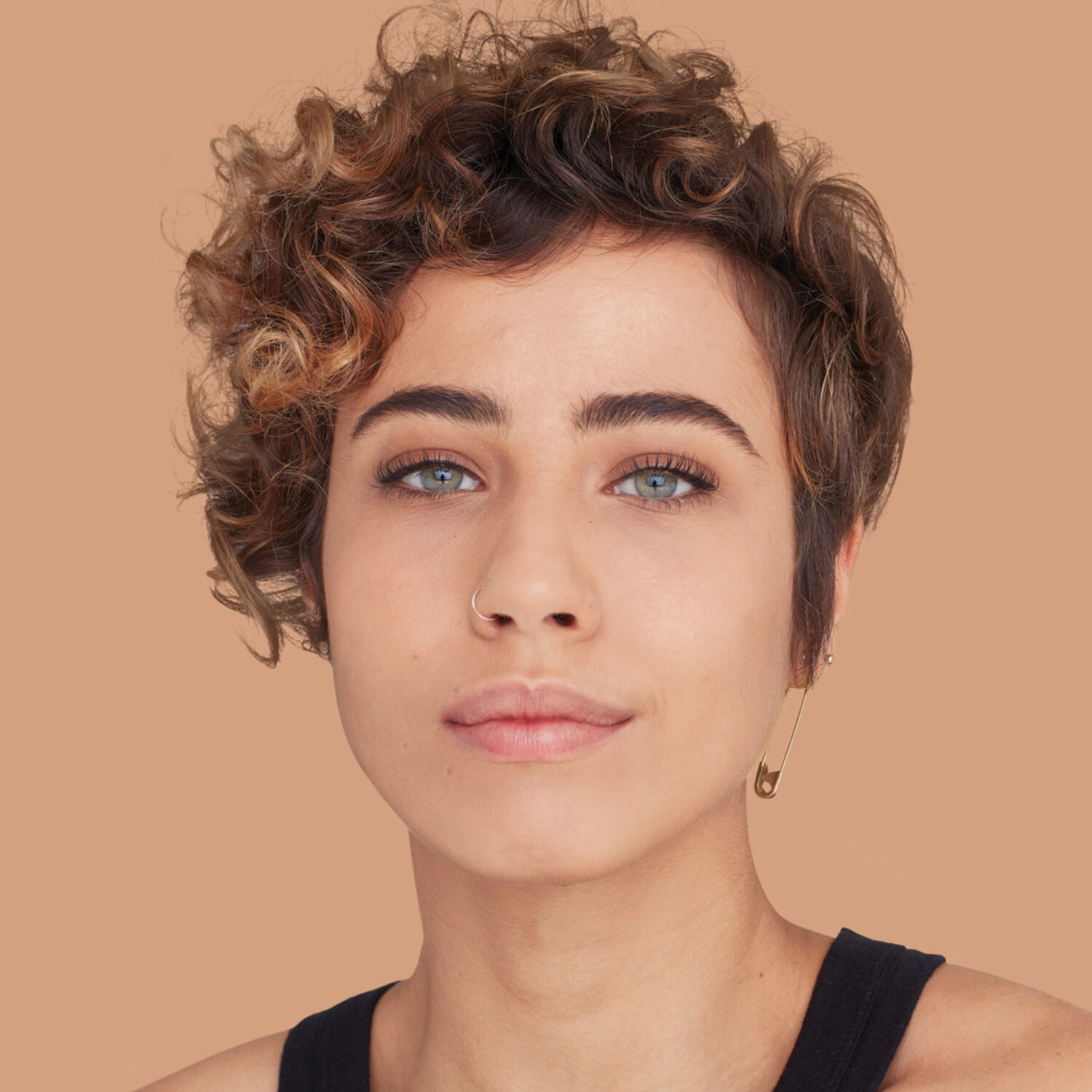 Maybelline New York Fit Me! Fond de Teint Ton sur Ton Matifiant