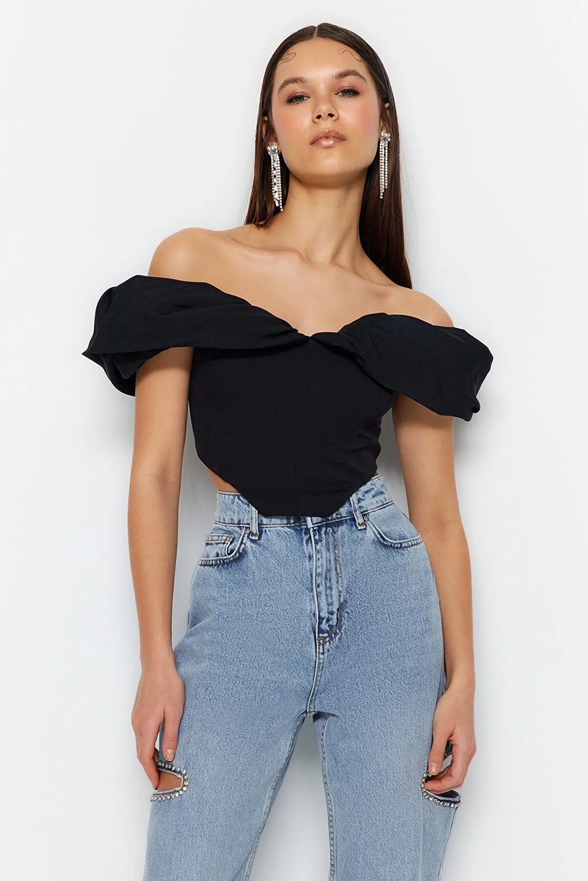 Trendyol Collection  Schwarzes Carmen-Kragen-Bügel-Bustier TPRSS23BS00121