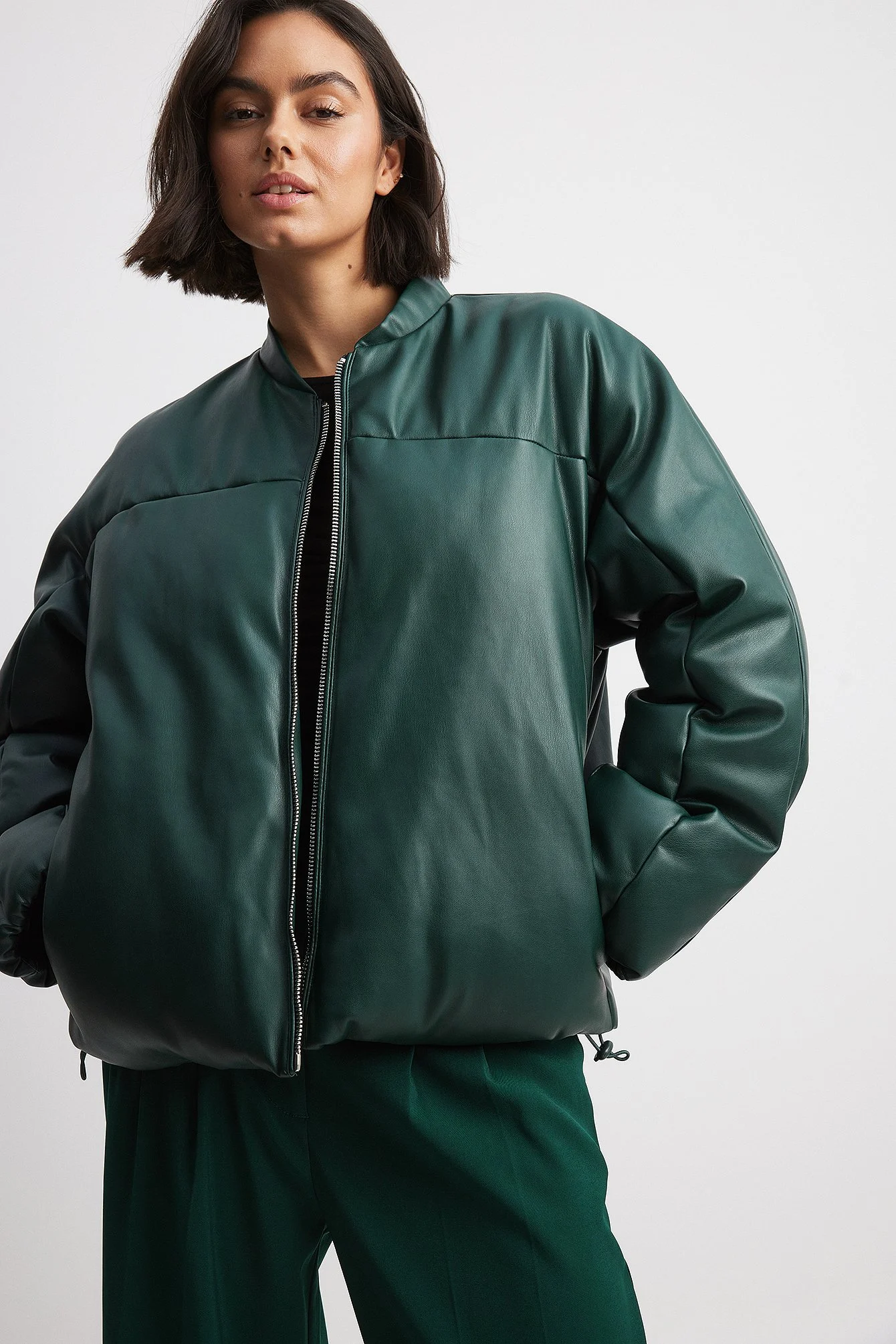 Oversized, gesteppte PU-Bomberjacke
