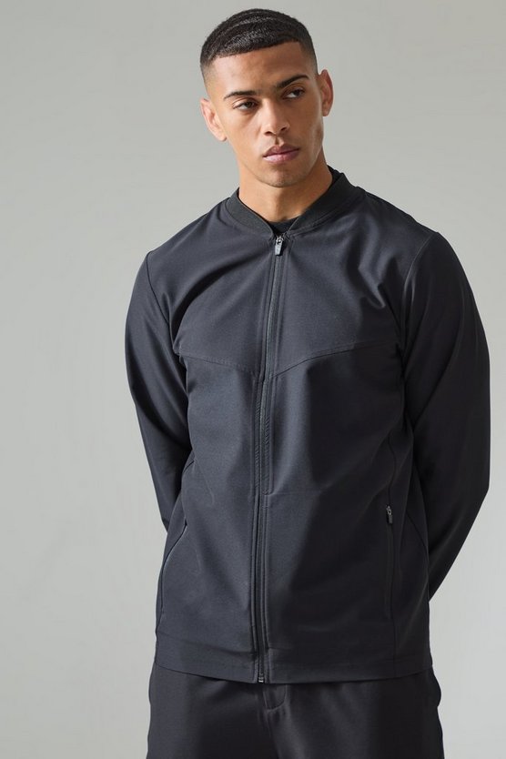 Man Active Golf Windbreaker