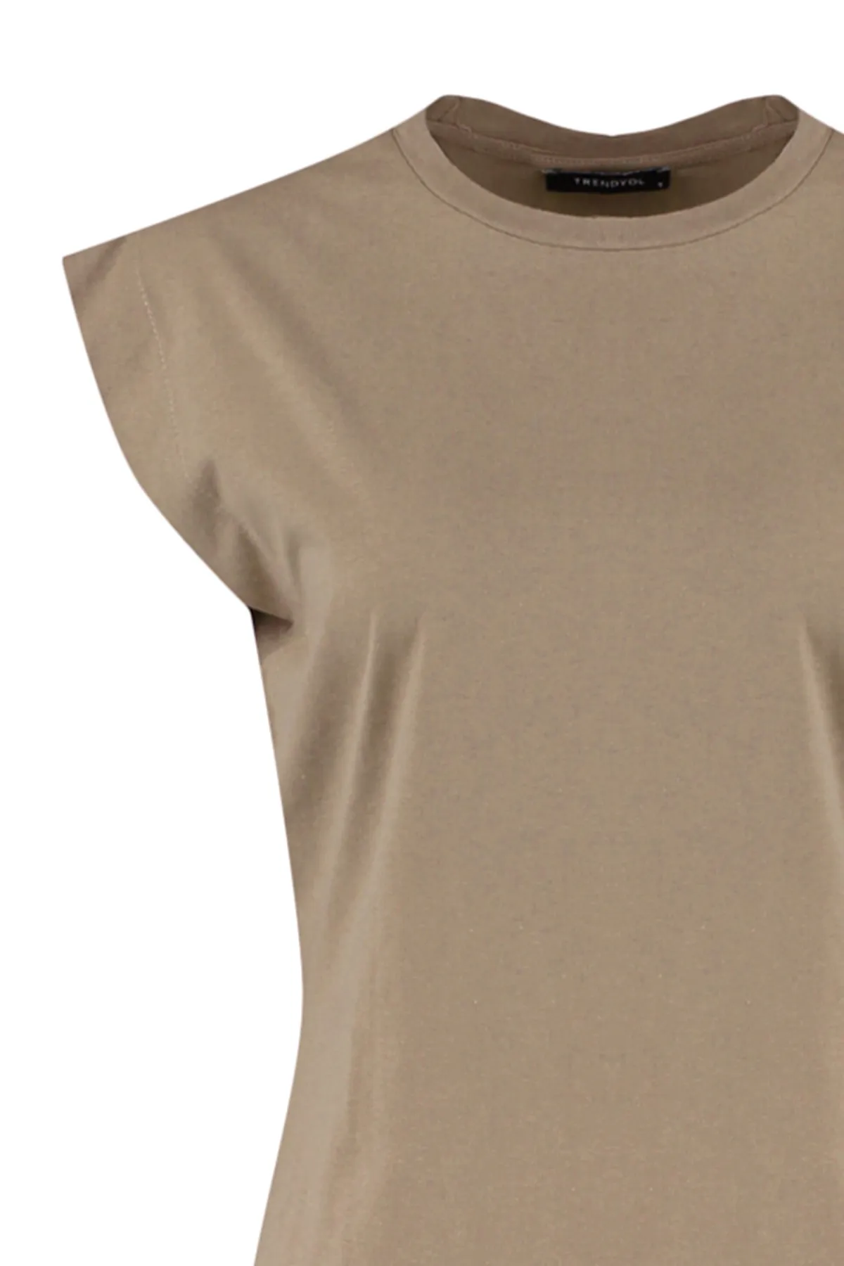 Trendyol Collection  Nerzfarbenes Basic-Strick-T-Shirt mit Rundhalsausschnitt aus 100 % Baumwollwatte TWOSS20TS0021