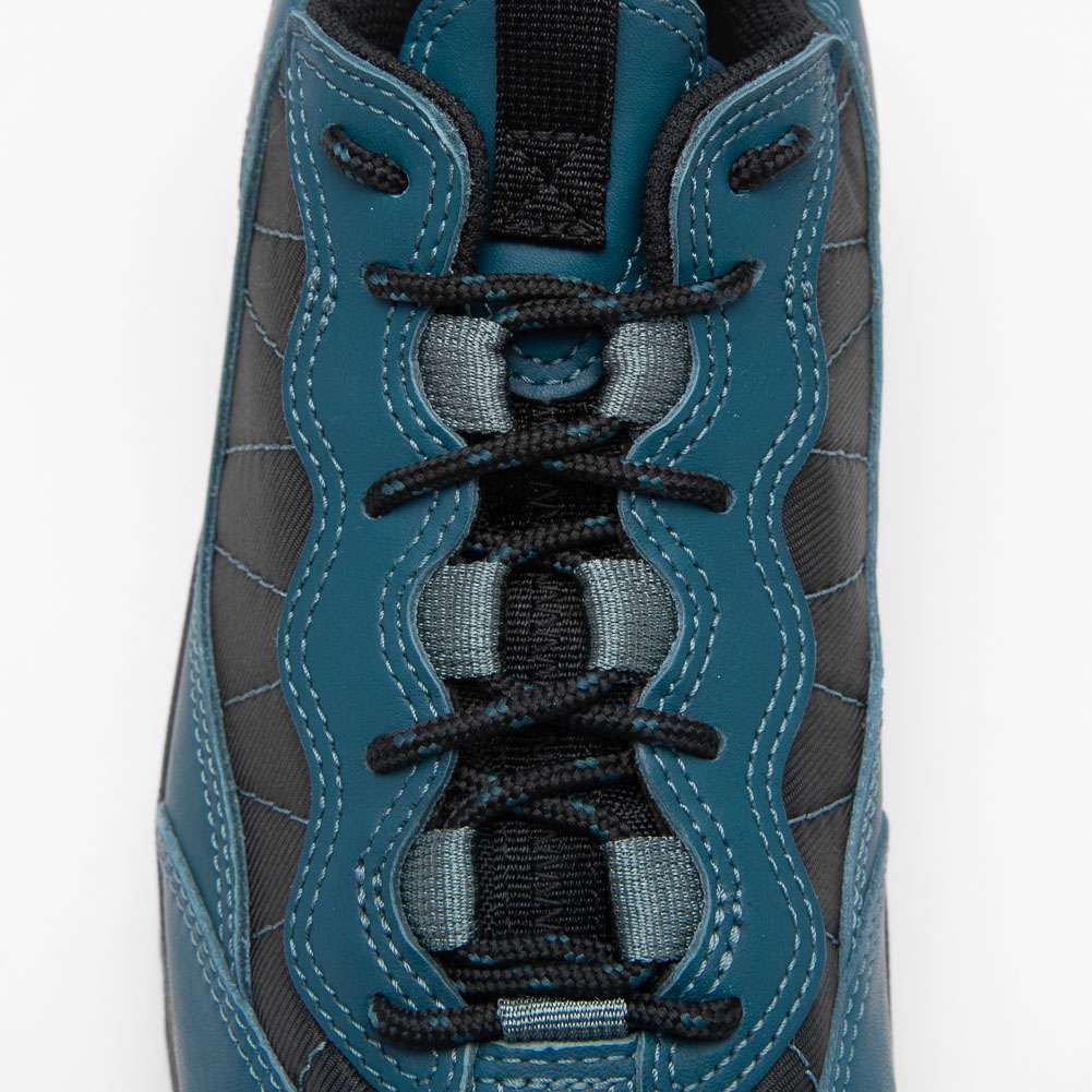 Nike ACG Air Mada Sneaker DM3004-001