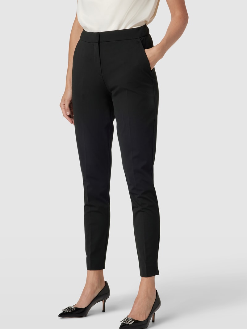 Stoffhose mit Label-Detail in schwarz