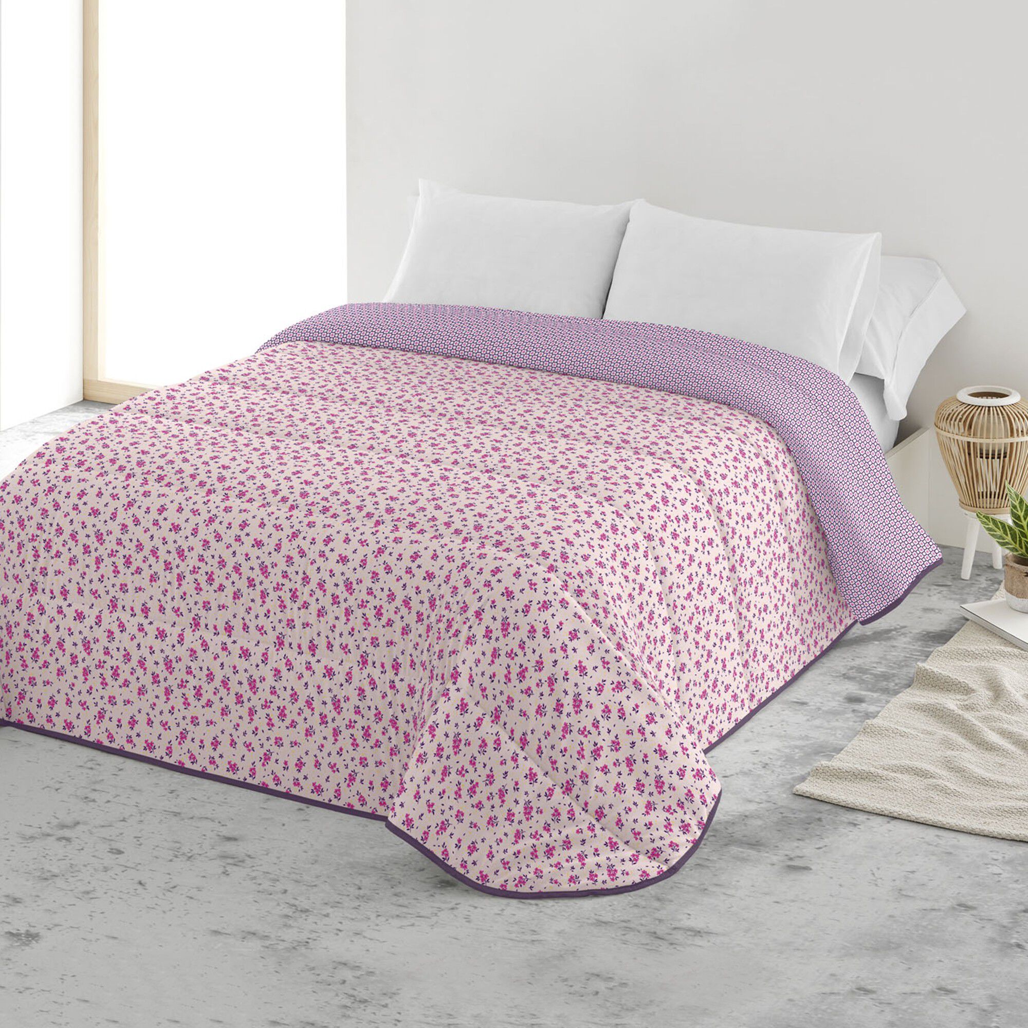 Couette microfibre micro imprimé fleurs 200 g/m²