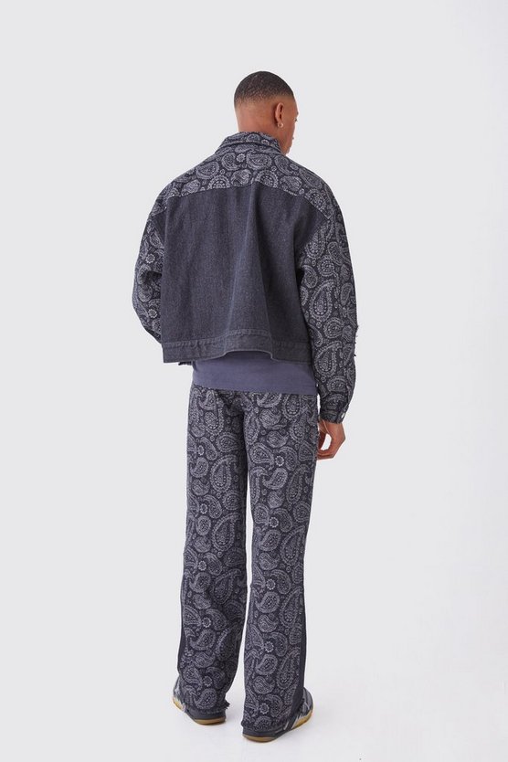 Lockere Jeans mit Paisley-Print