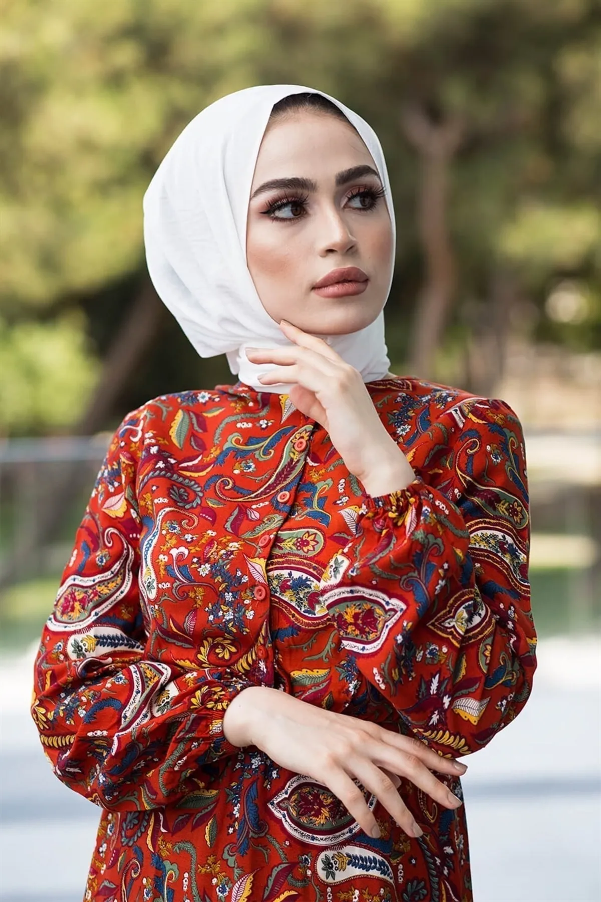 InStyle  Gewebtes Hijab-Kleid mit Schalmuster – Fliese