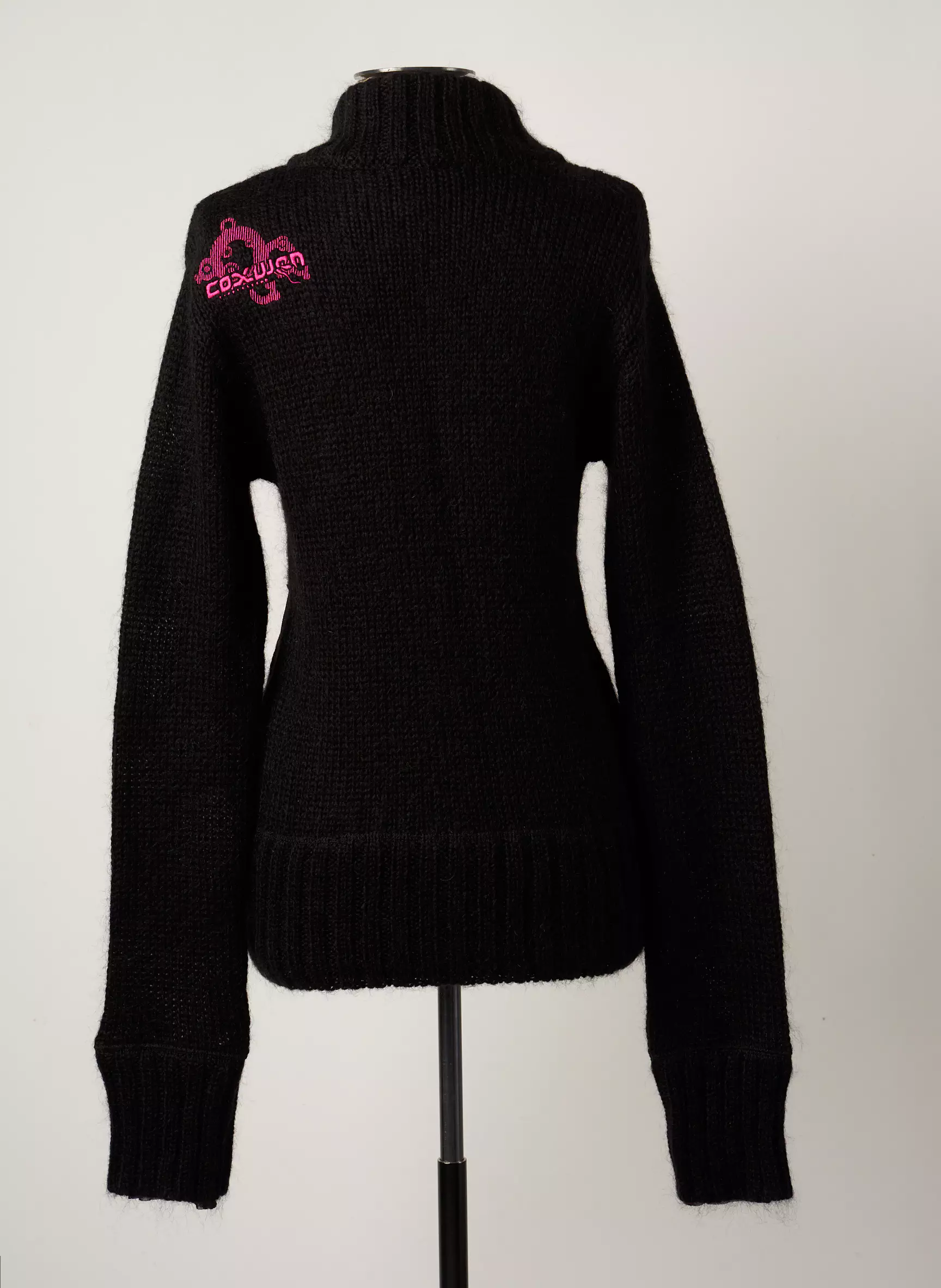 Coxwen Cardigans Femme couleur noir