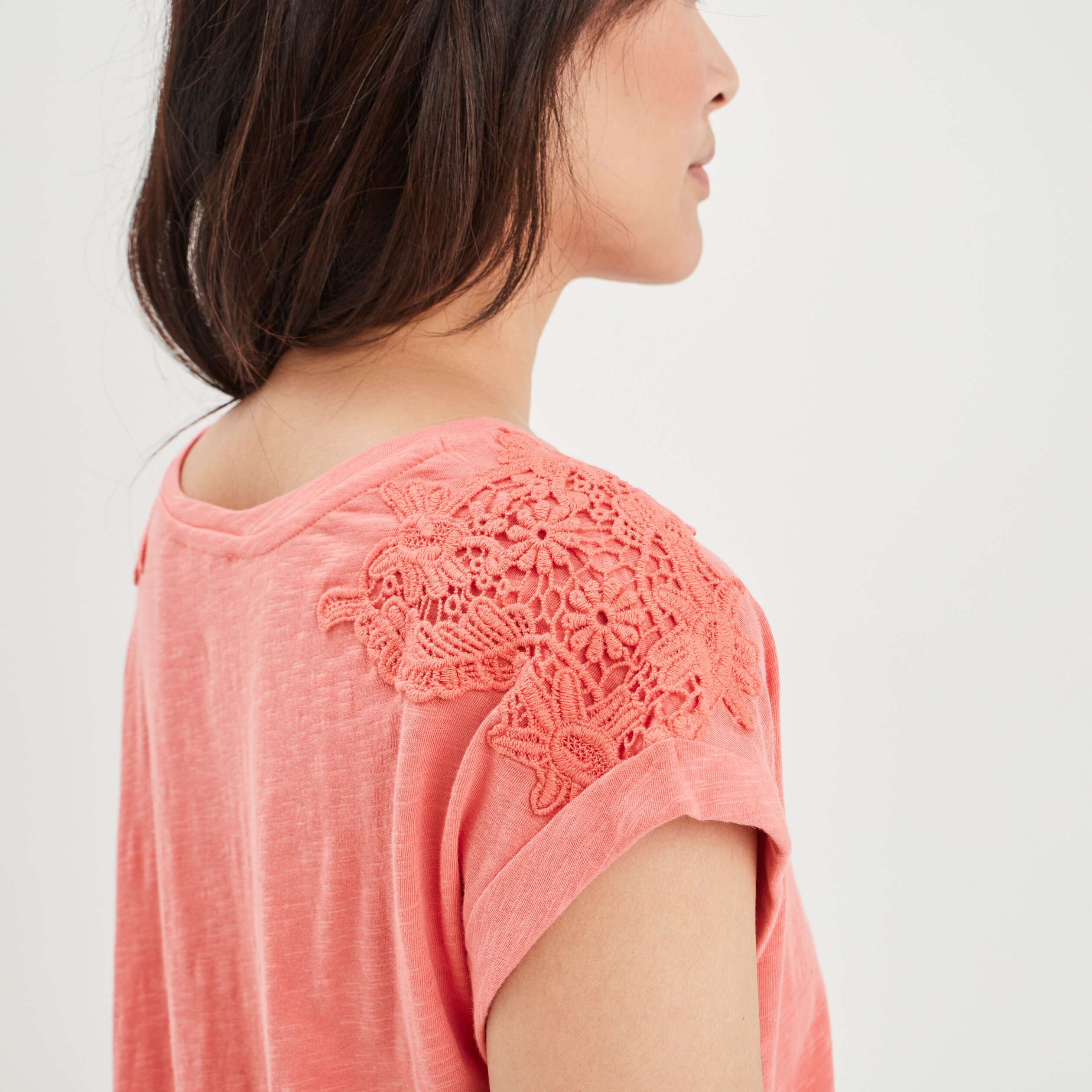 T-shirt manches courtes effet macramé rose corail femme | La Halle