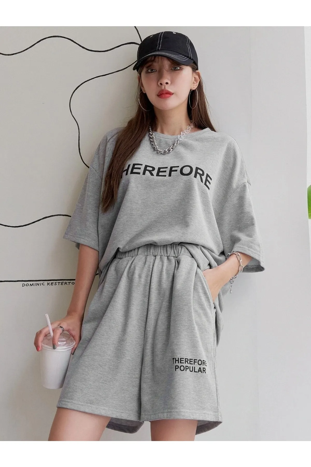 Know  Graues, bedrucktes Oversize-Shorts-Set für Damen