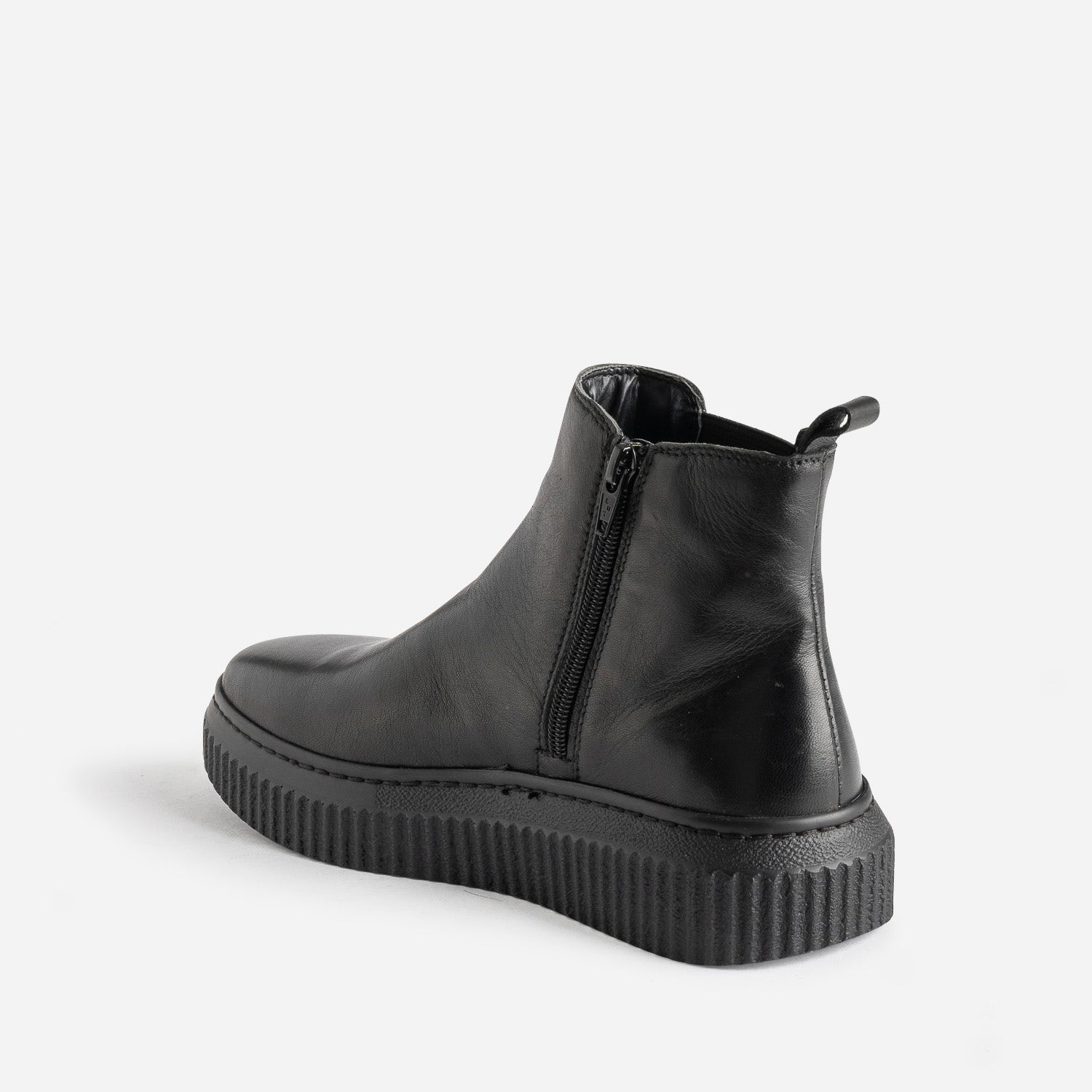 Boots noir en cuir à plateforme